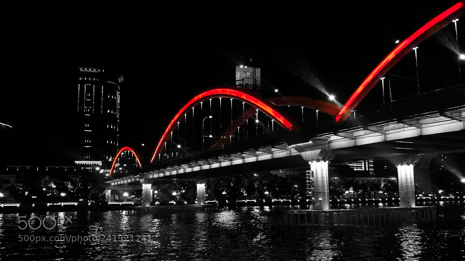 HUAWEI P9 sample photo. Red photography