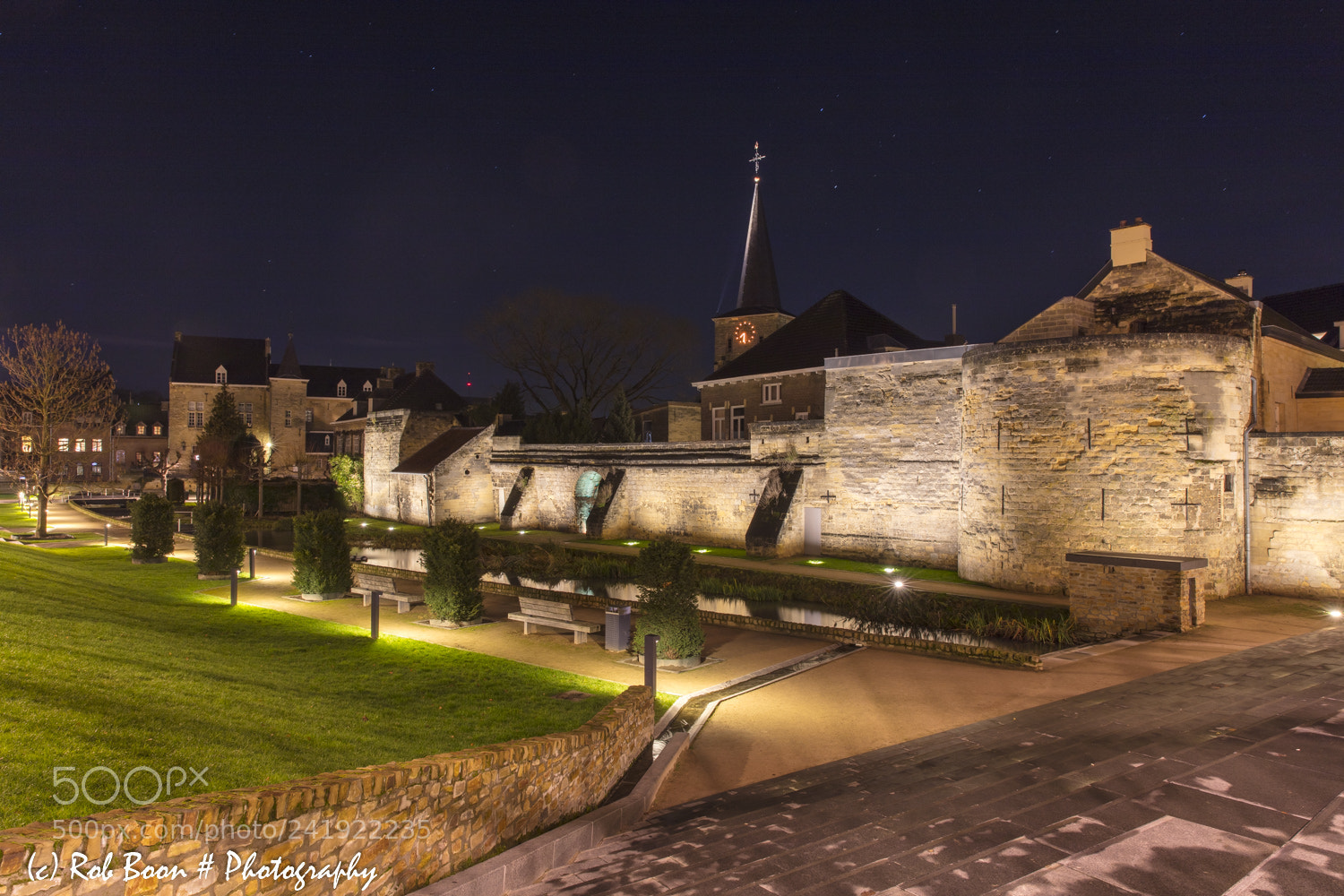 Canon EOS 5DS sample photo. Valkenburg @ night 3 photography