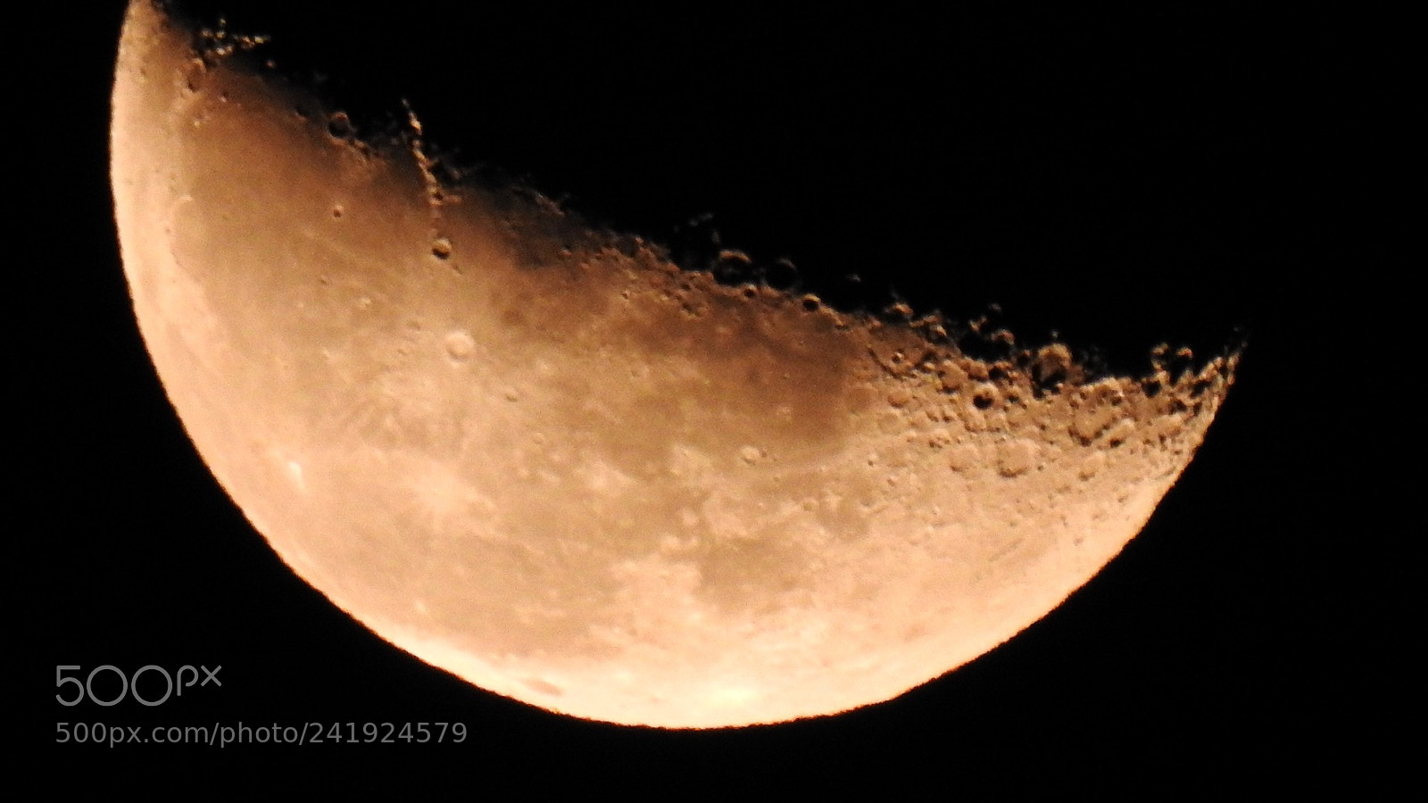 Nikon Coolpix P900 sample photo. Lunar age 22.44, tokyo photography