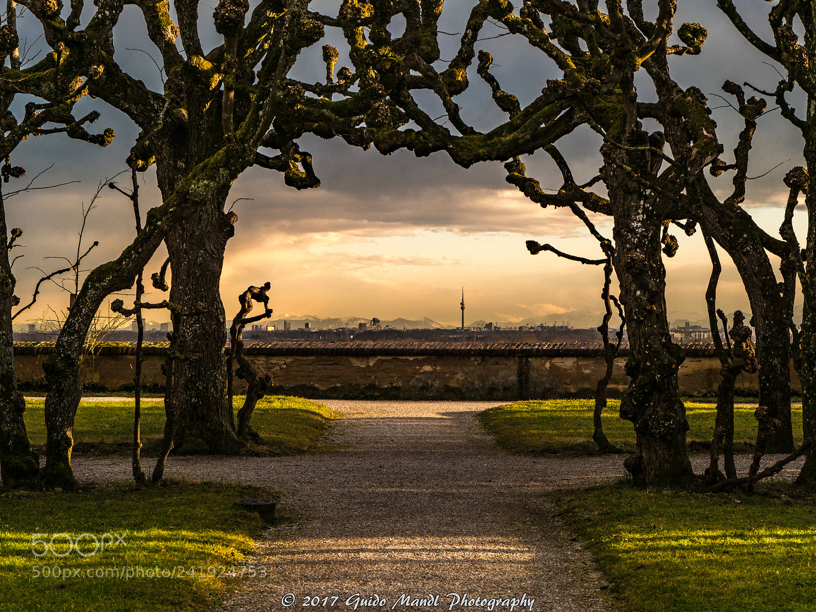 Panasonic Lumix DC-G9 sample photo. Munich view from castle photography
