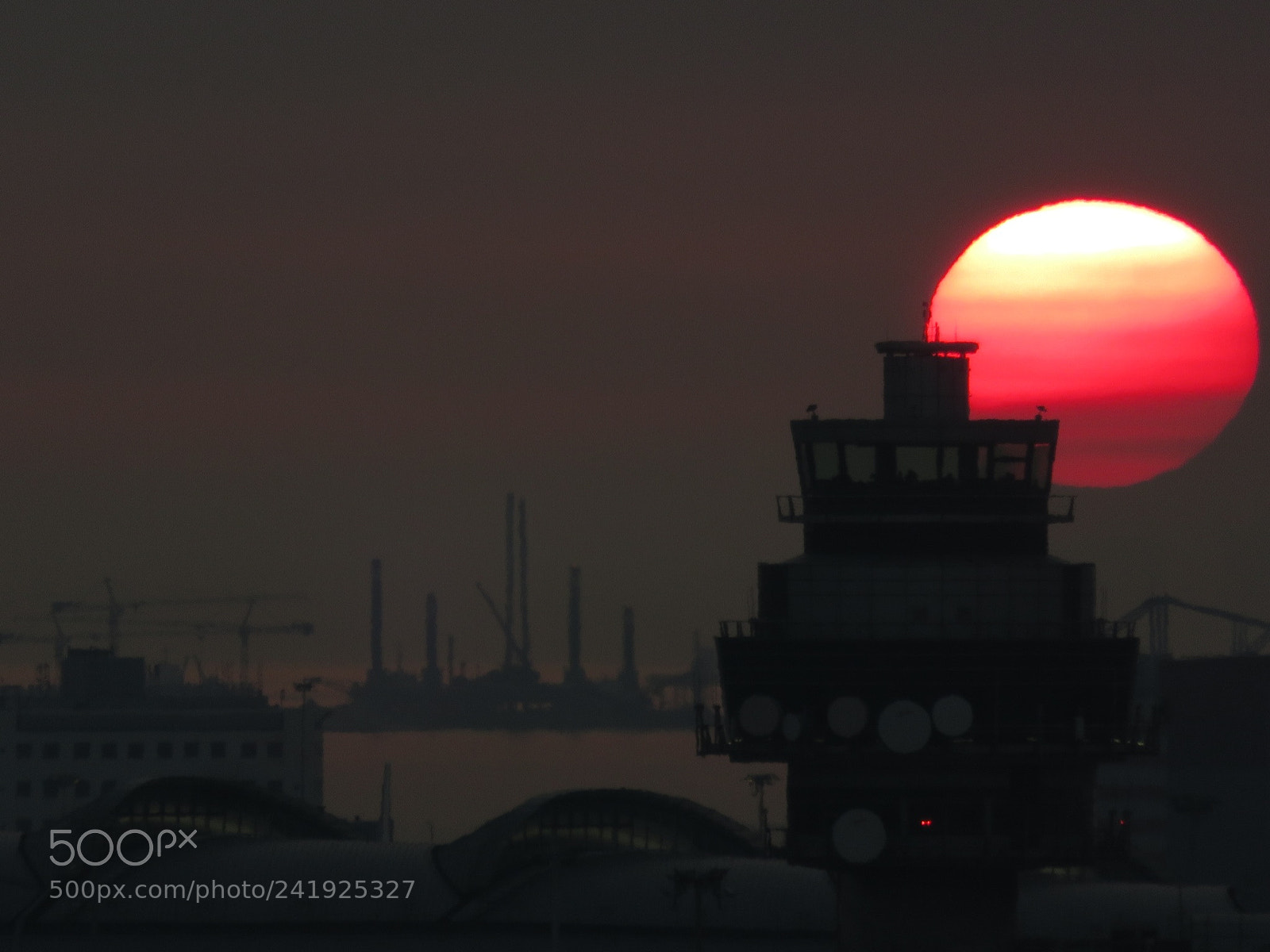 Canon PowerShot SX710 HS sample photo. Hong kong airport sunset photography