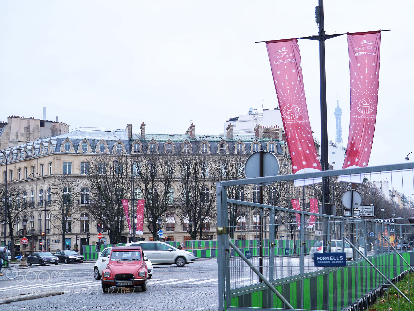 Canon EOS 750D (EOS Rebel T6i / EOS Kiss X8i) sample photo. In paris with the photography