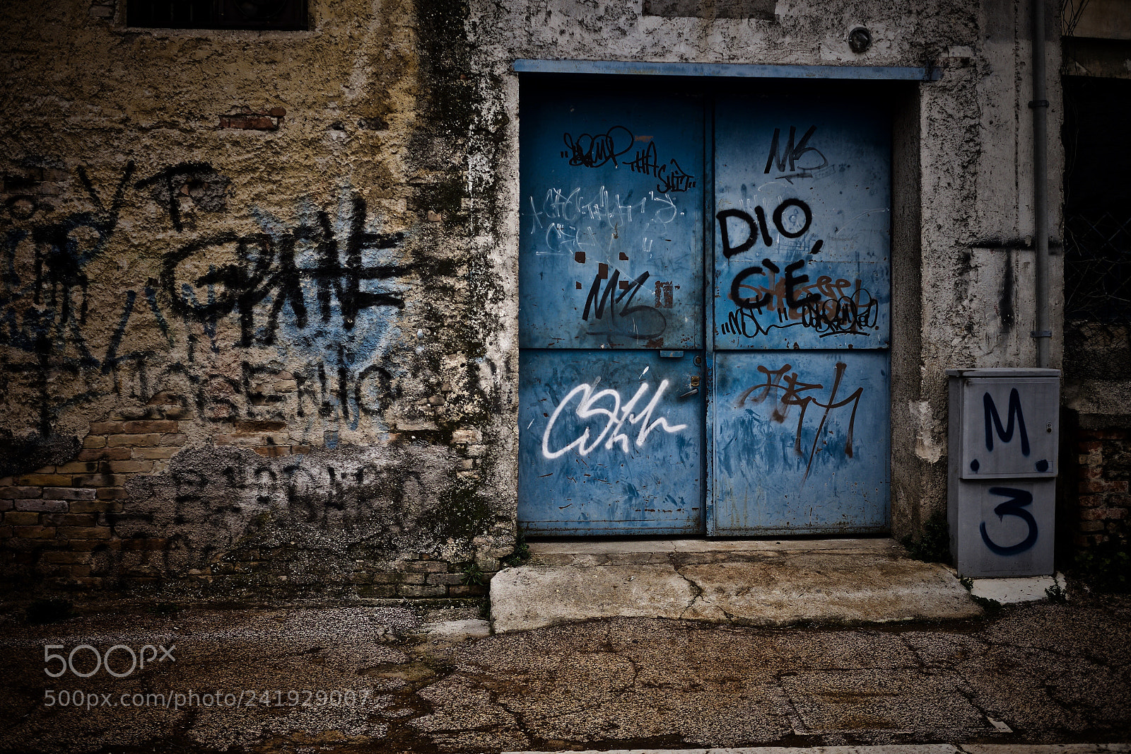 Fujifilm X-T10 sample photo. Dio c’è photography