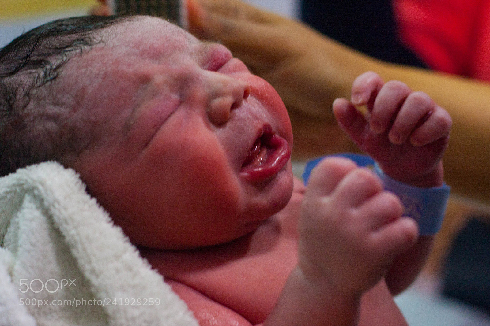 Canon EOS 40D sample photo. Day one baby photography