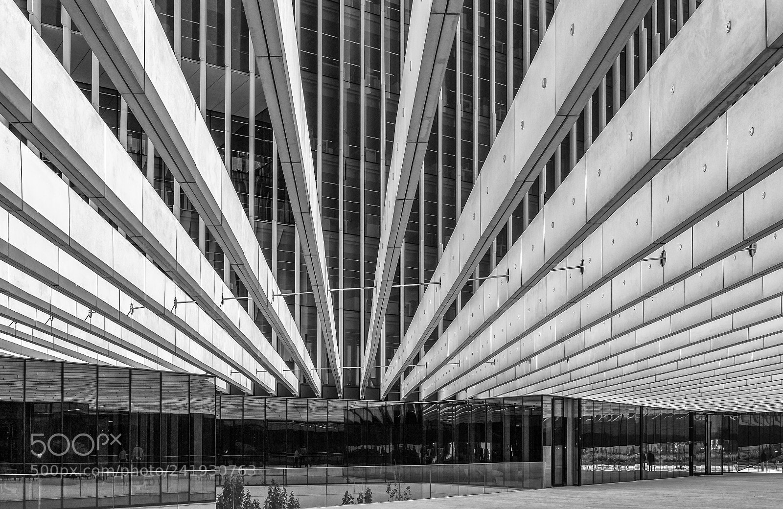 Canon EOS 60D sample photo. Modern building photography