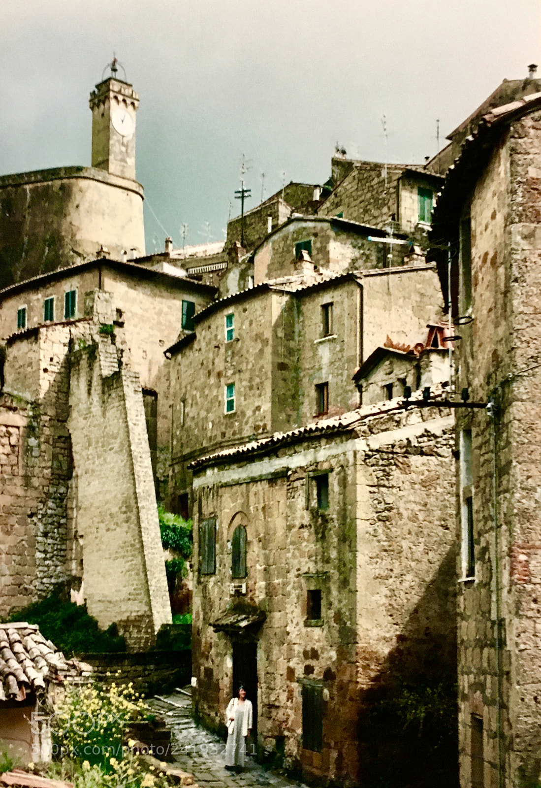 Apple iPhone 6s sample photo. Medieval houses below masso photography