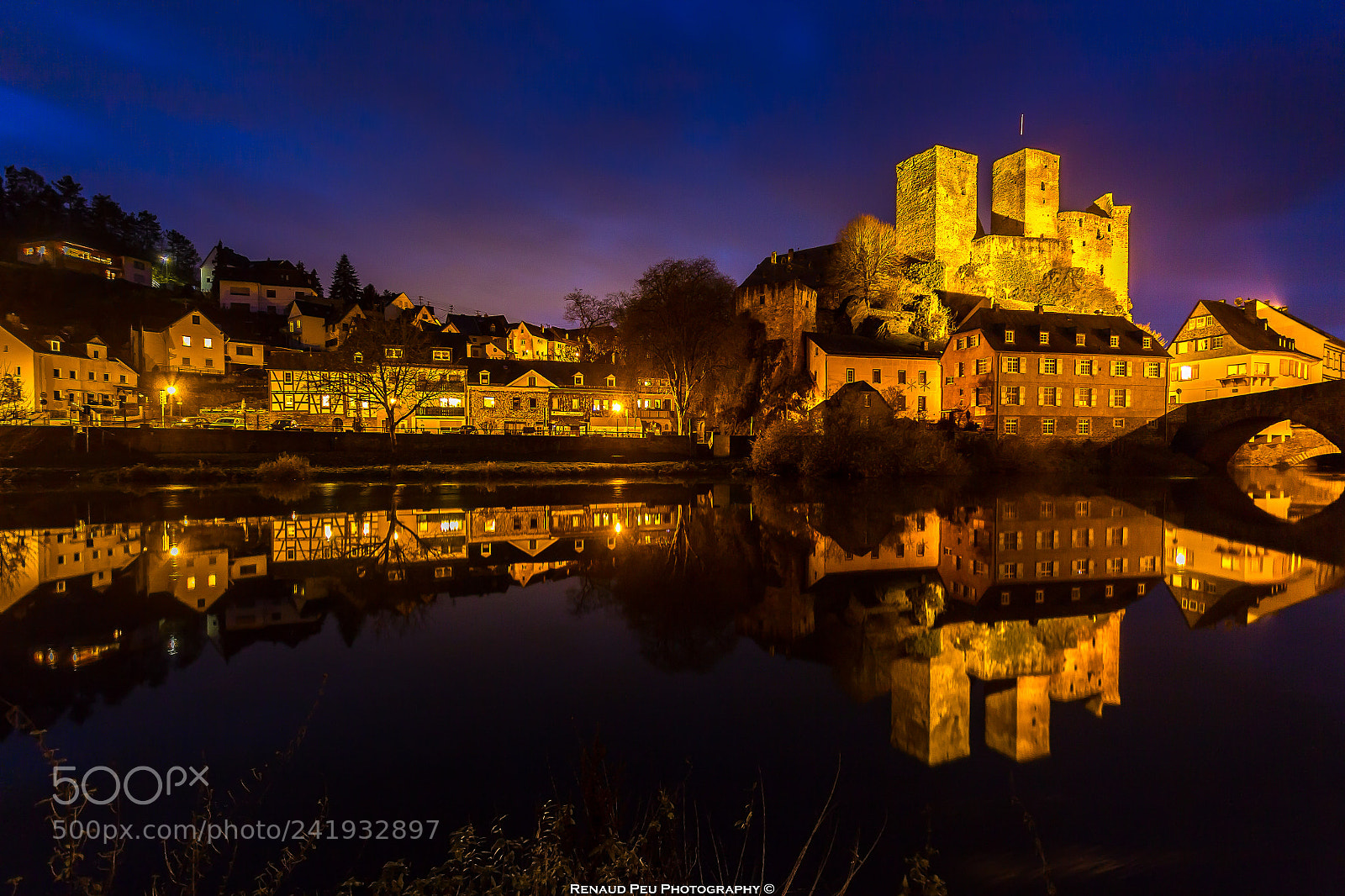 Canon EOS 60D sample photo. Runkel reflection of night photography