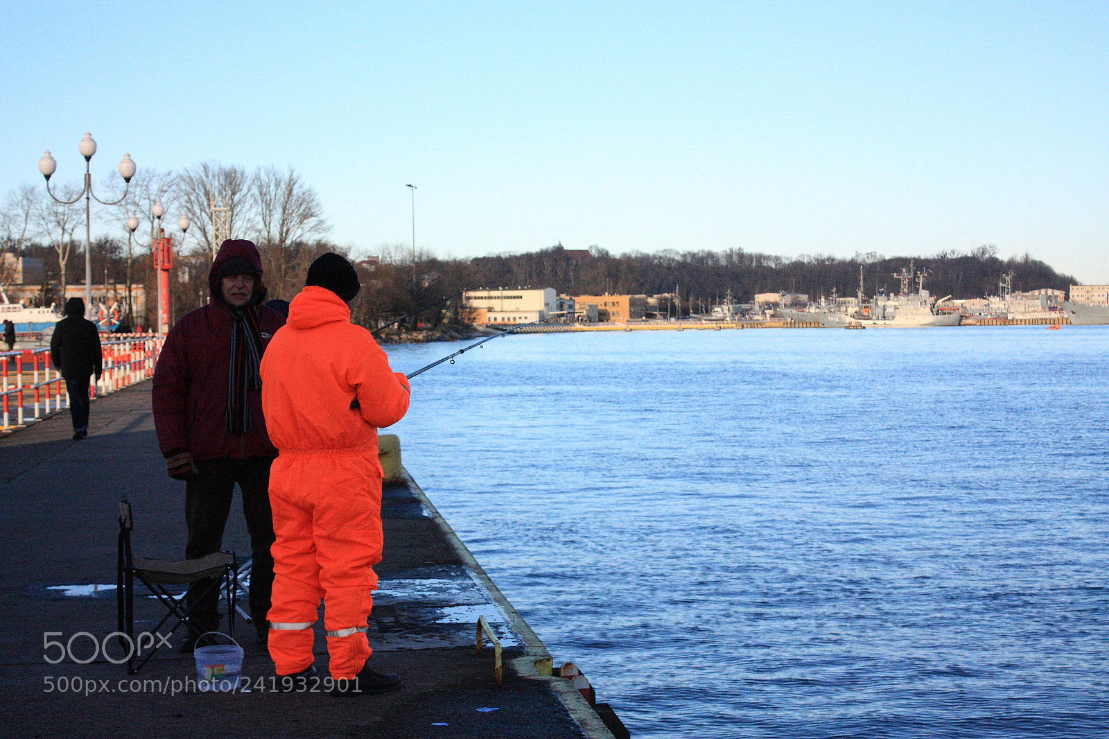 Canon EF-S 18-55mm F3.5-5.6 IS sample photo. Fisherman photography