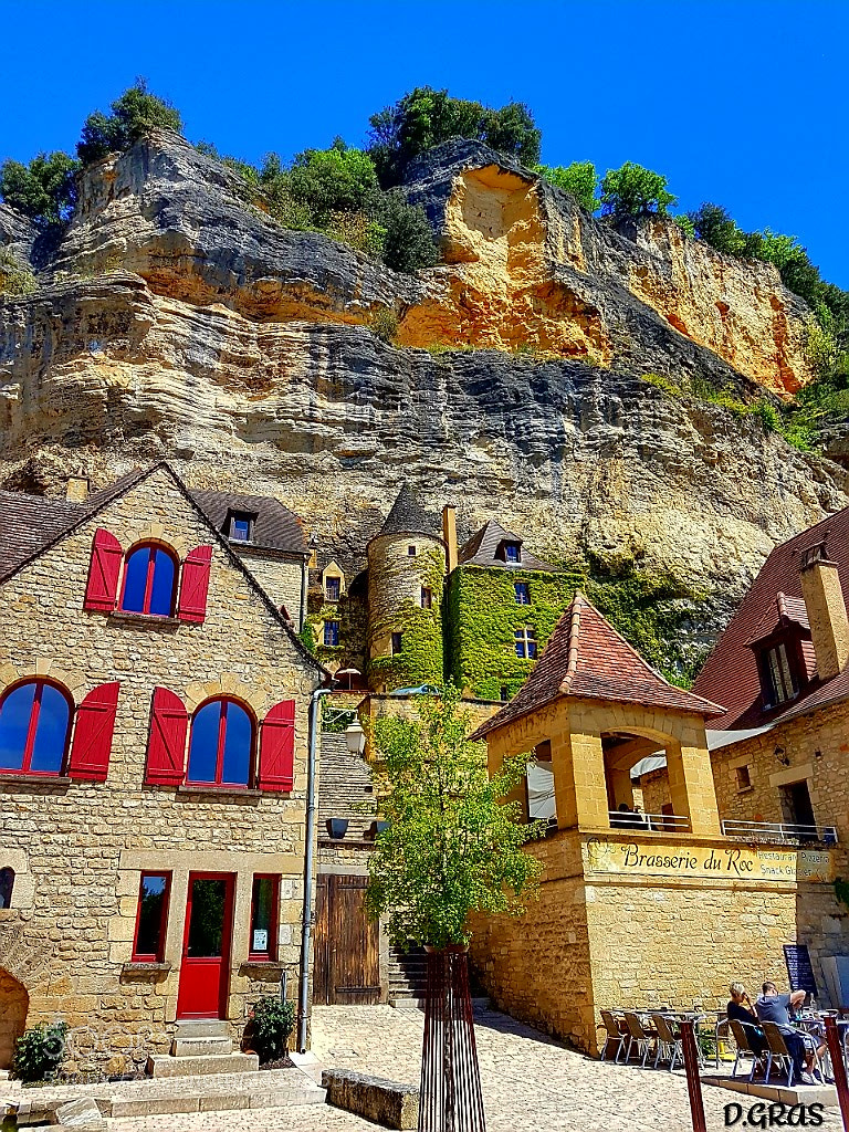 Samsung Galaxy S7 sample photo. La roque gageac. dordogne photography