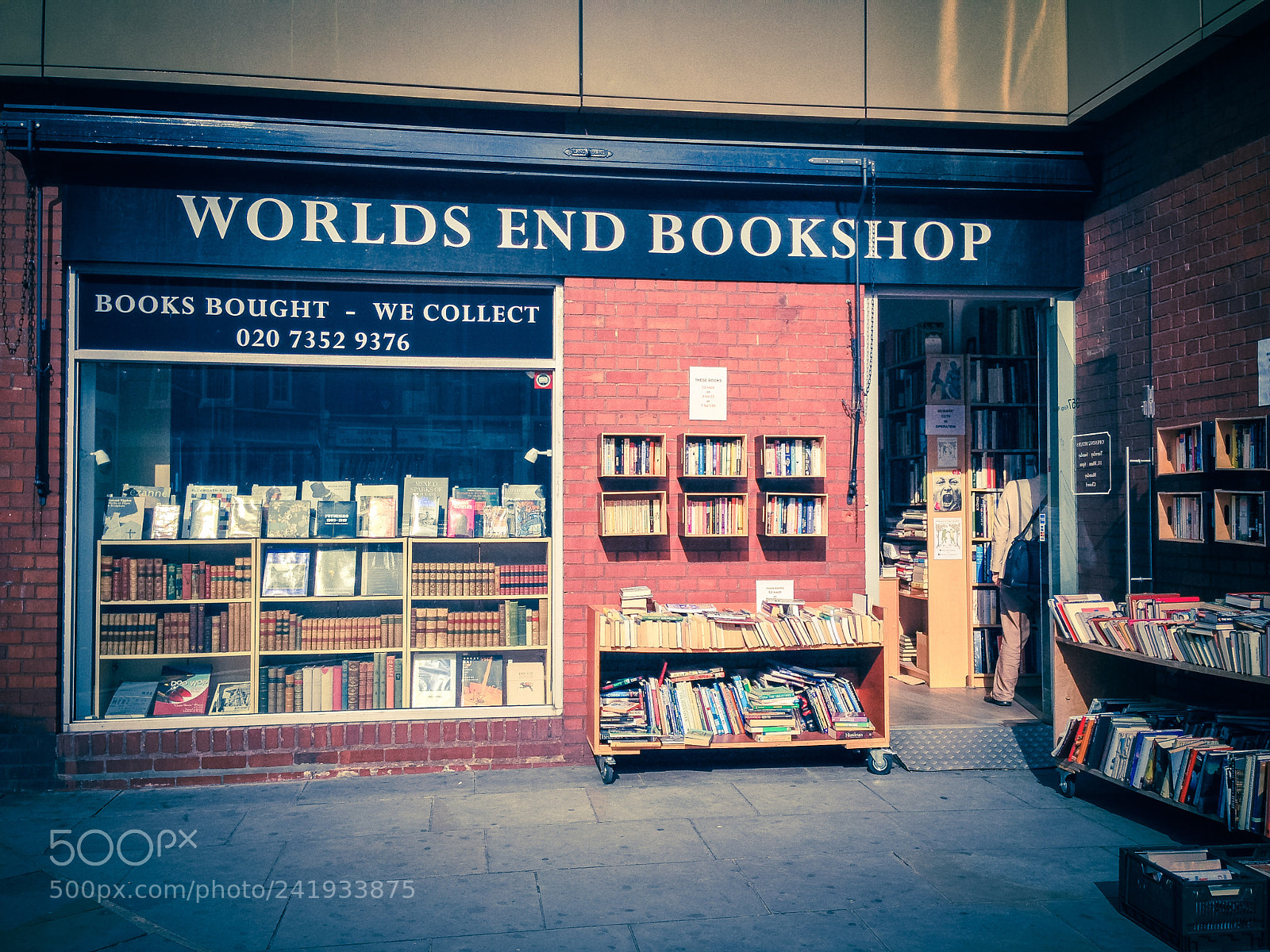 Apple iPhone 5 sample photo. Bookshop ... photography