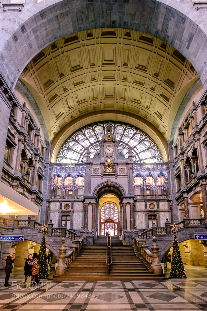 Fujifilm X-T10 sample photo. Antwerpen | trainstation - 1 photography