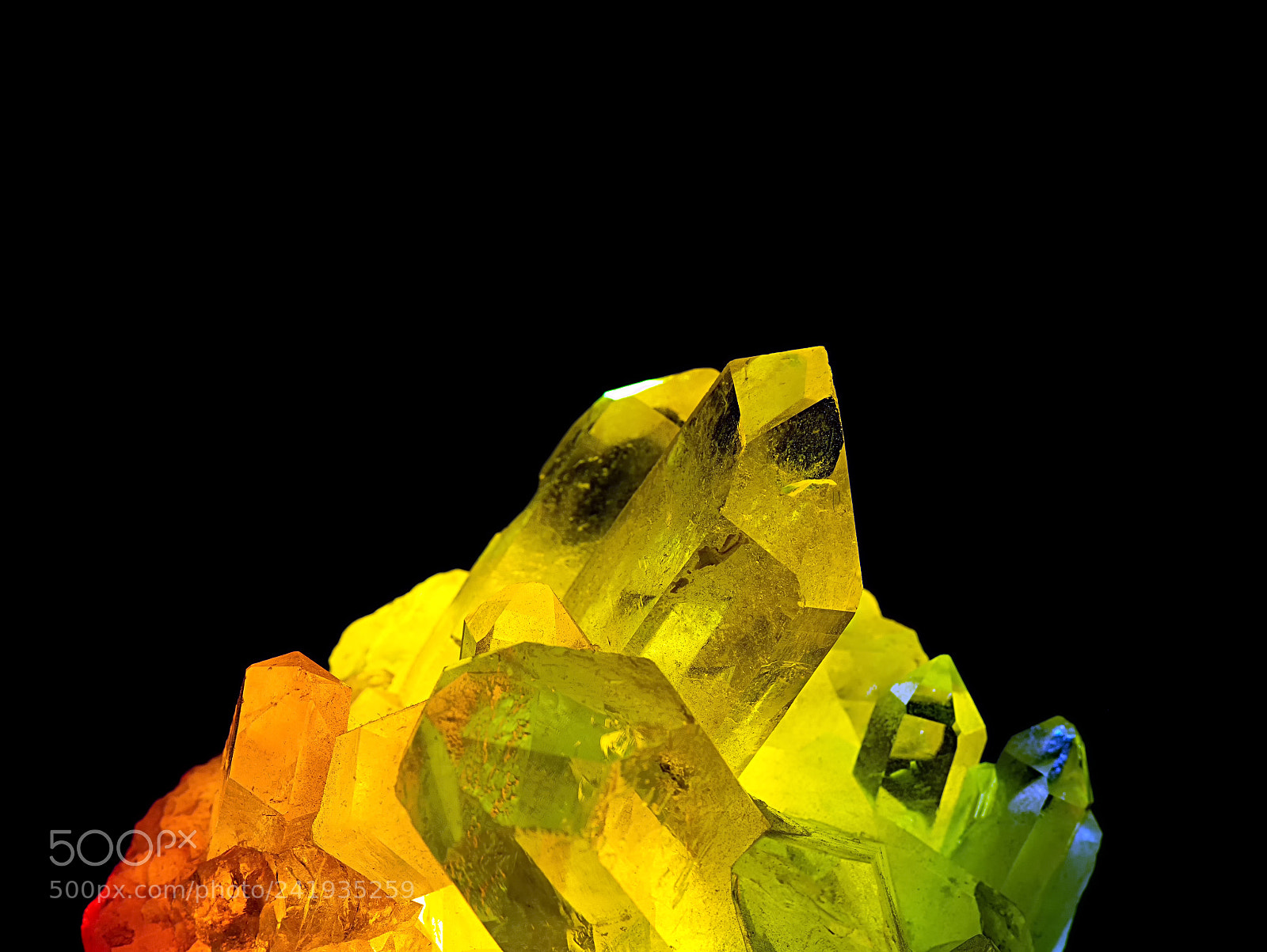 Panasonic DMC-G70 sample photo. Coloreful crystal photography