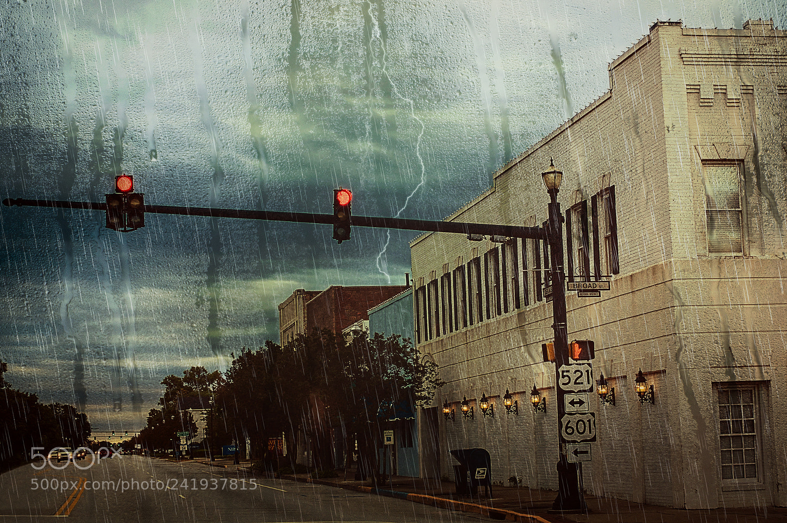 Nikon D5000 sample photo. Downtown thunder storm through photography