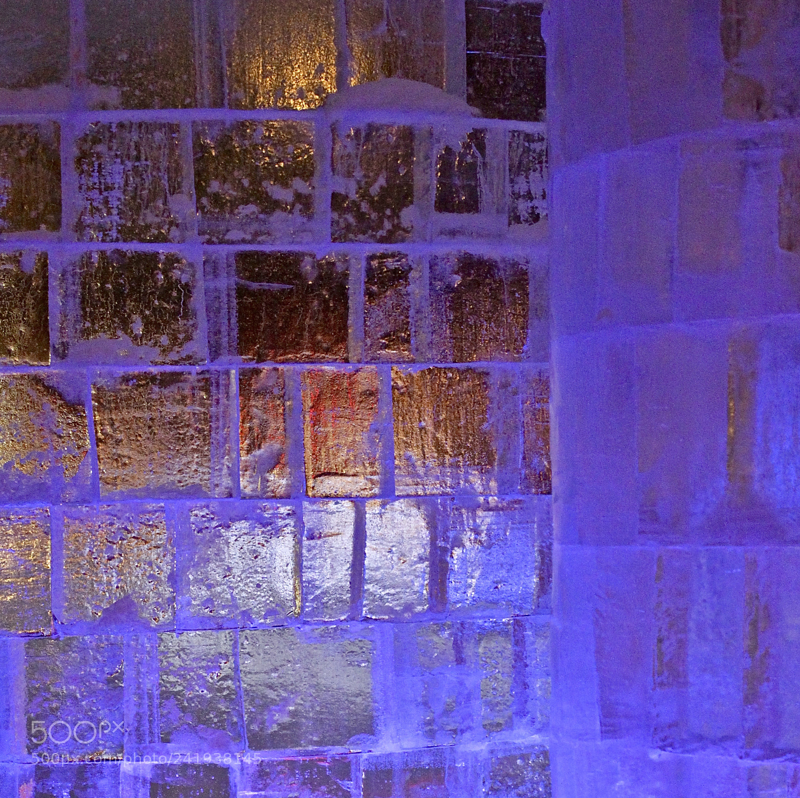 Canon EOS 500D (EOS Rebel T1i / EOS Kiss X3) sample photo. City behind ice photography