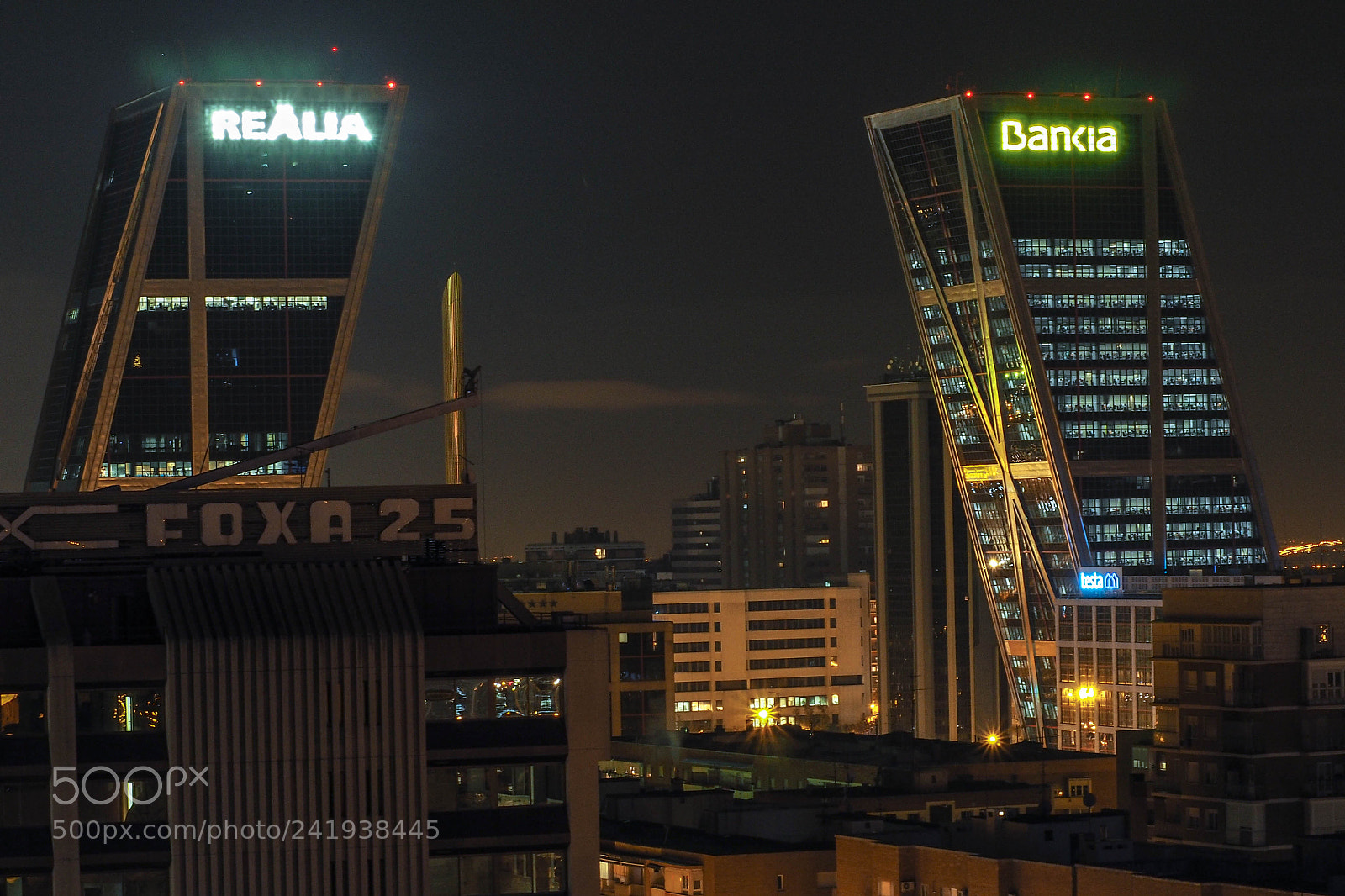 Olympus PEN E-PL7 sample photo. Kio towers at night photography