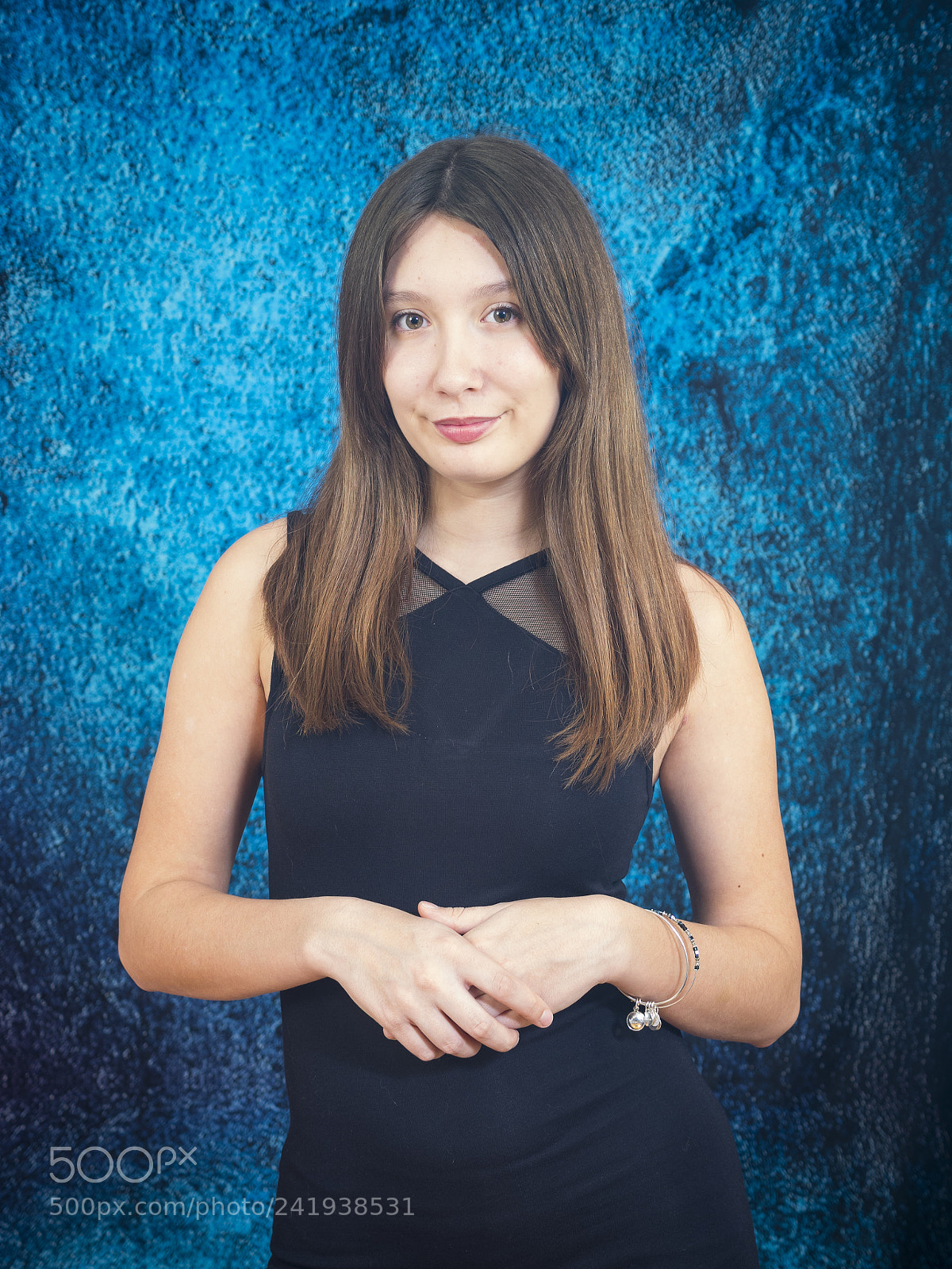 Olympus OM-D E-M1 sample photo. Young woman photography
