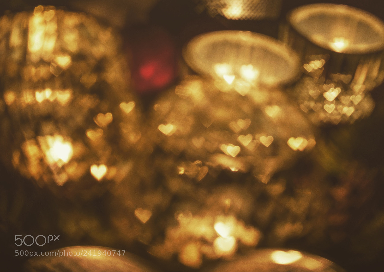 Sony a7 II sample photo. Bokeh of golden hearts photography