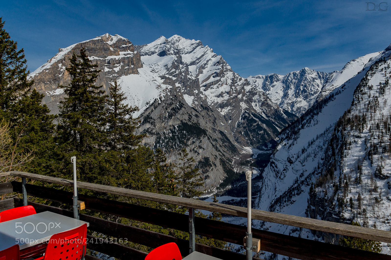 Sony SLT-A77 sample photo. Sunnbueel bergstation photography