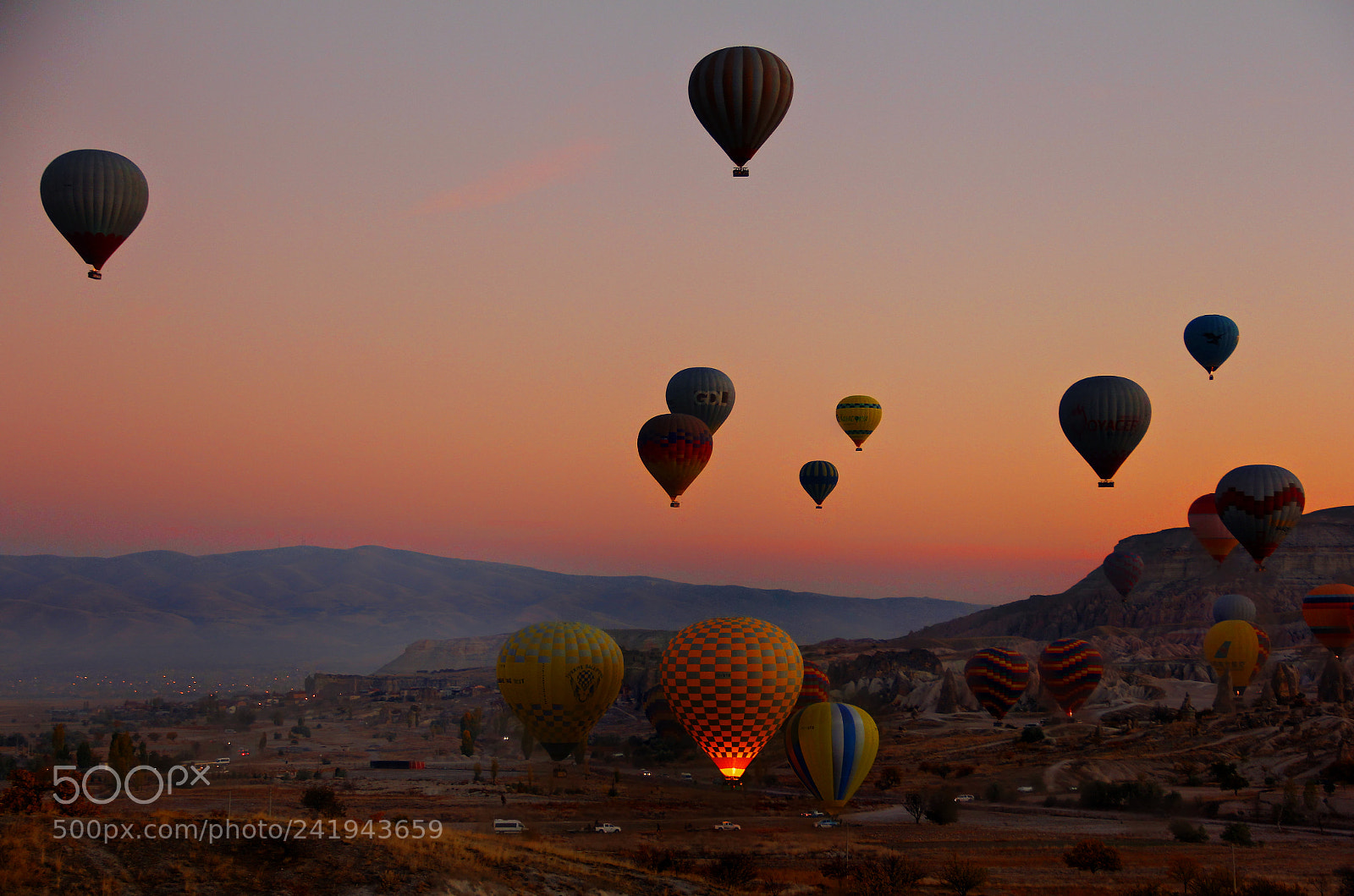 Canon EF-S 18-135mm F3.5-5.6 IS sample photo. Cappadocia sunrise photography