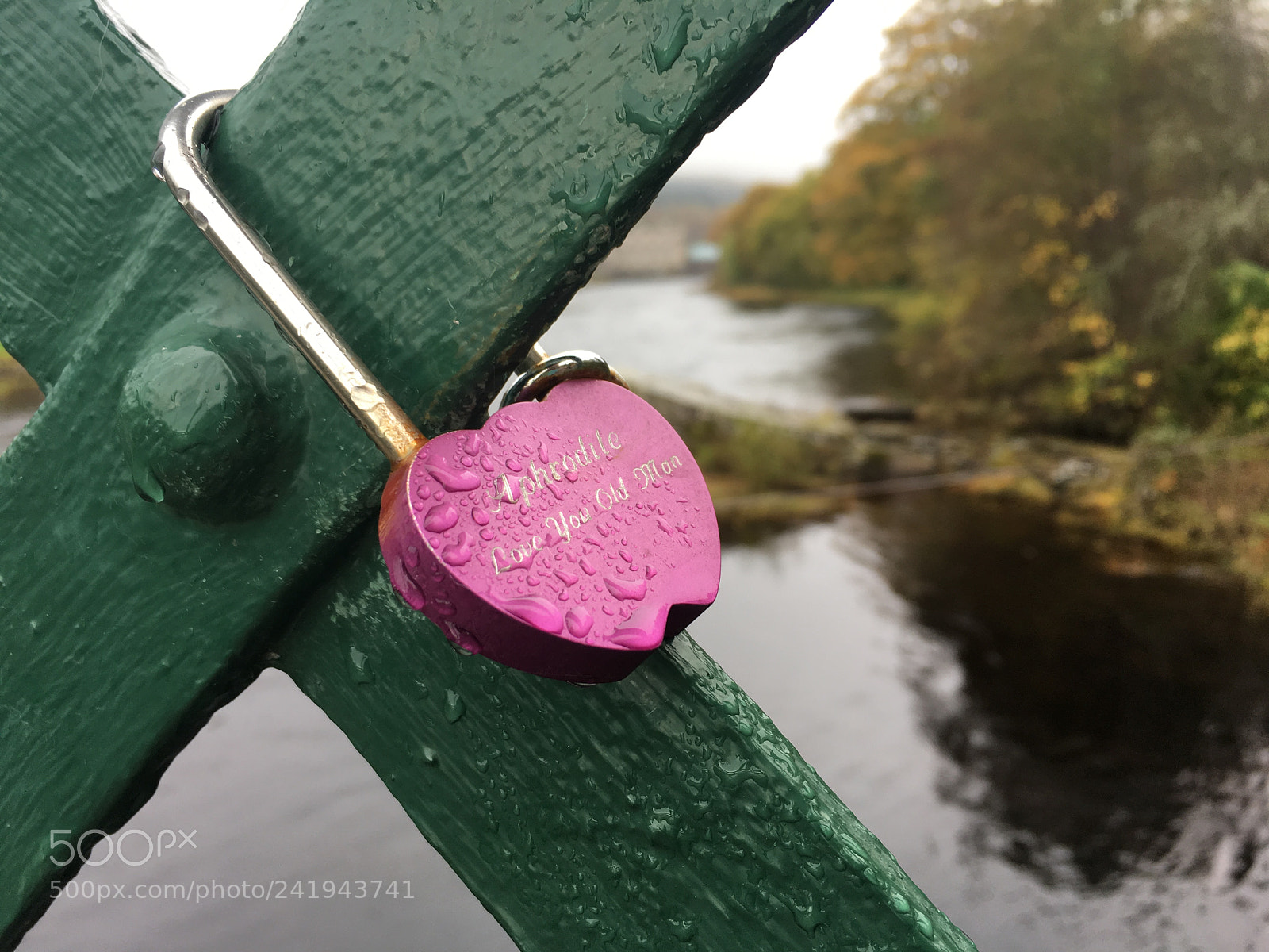 Apple iPhone 6s sample photo. Lovely lock on bride photography