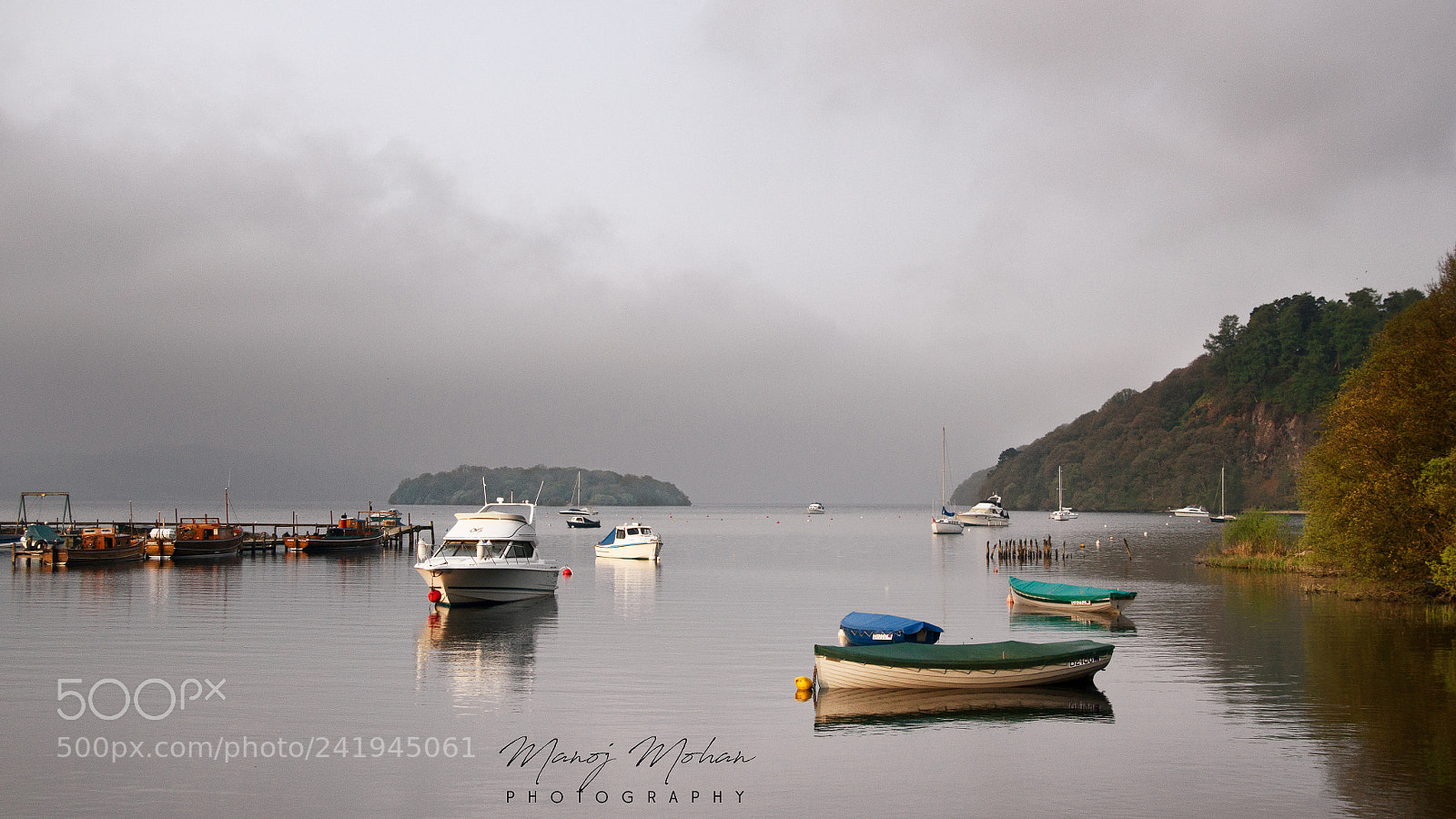 Sony Alpha DSLR-A550 sample photo. Boats at loch lomond photography