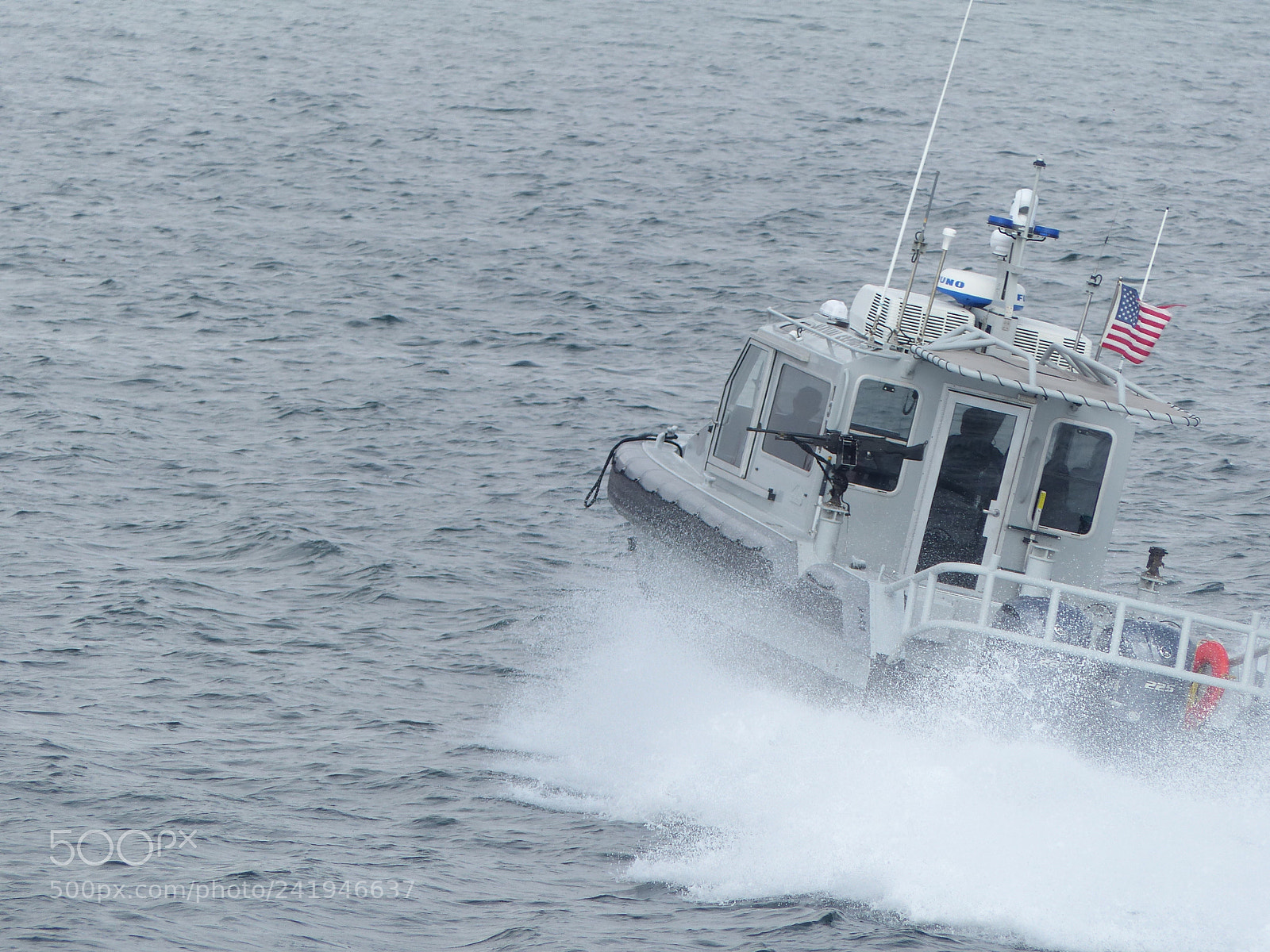 Panasonic Lumix DMC-FZ200 sample photo. Speedboat photography
