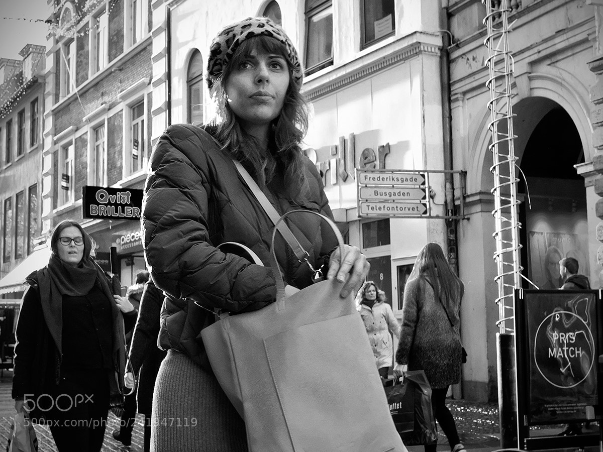 Fujifilm X-Pro2 sample photo. Eye contact 2 photography