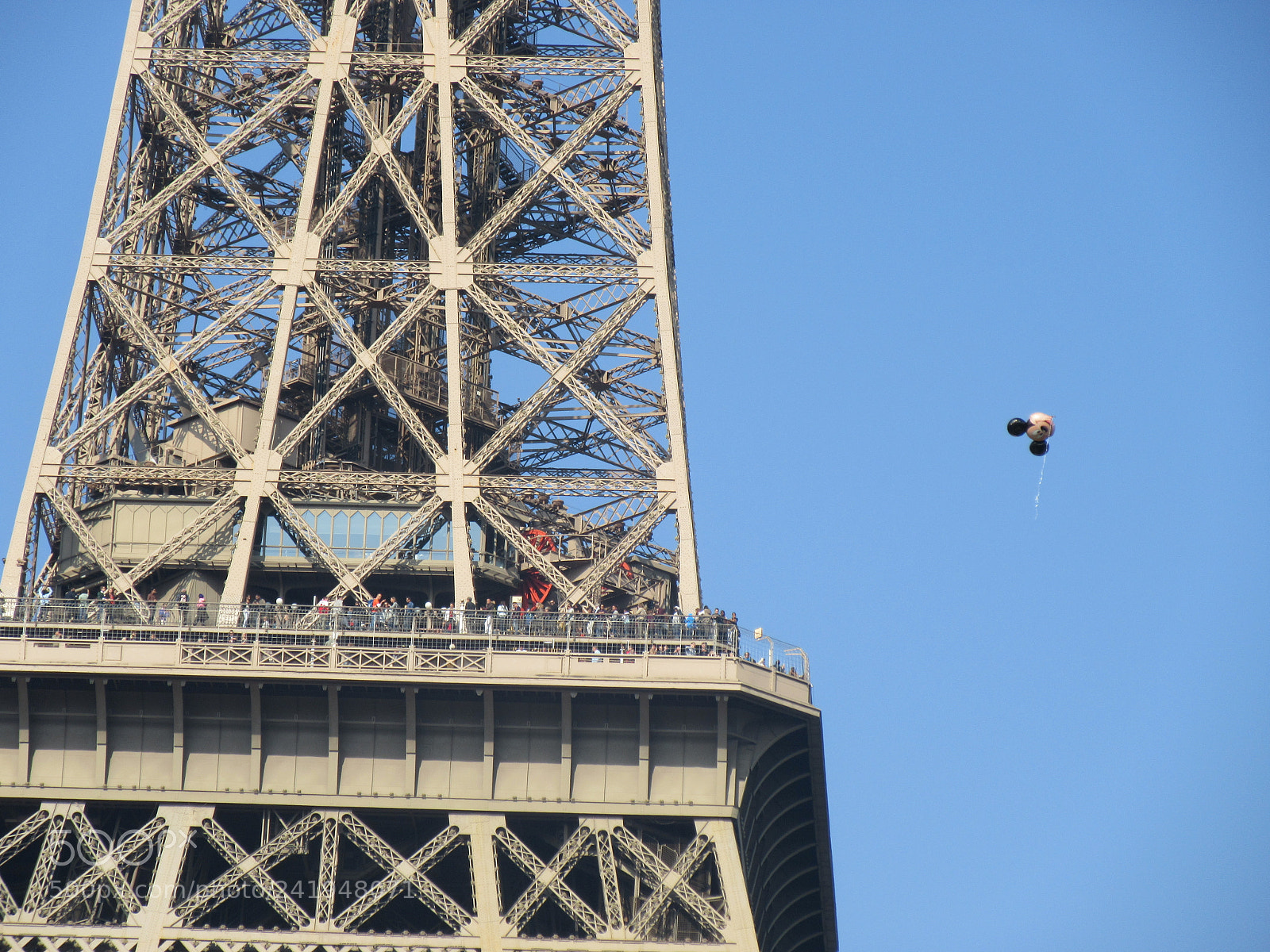 Canon PowerShot SX610 HS sample photo. Mickey mouse in paris photography