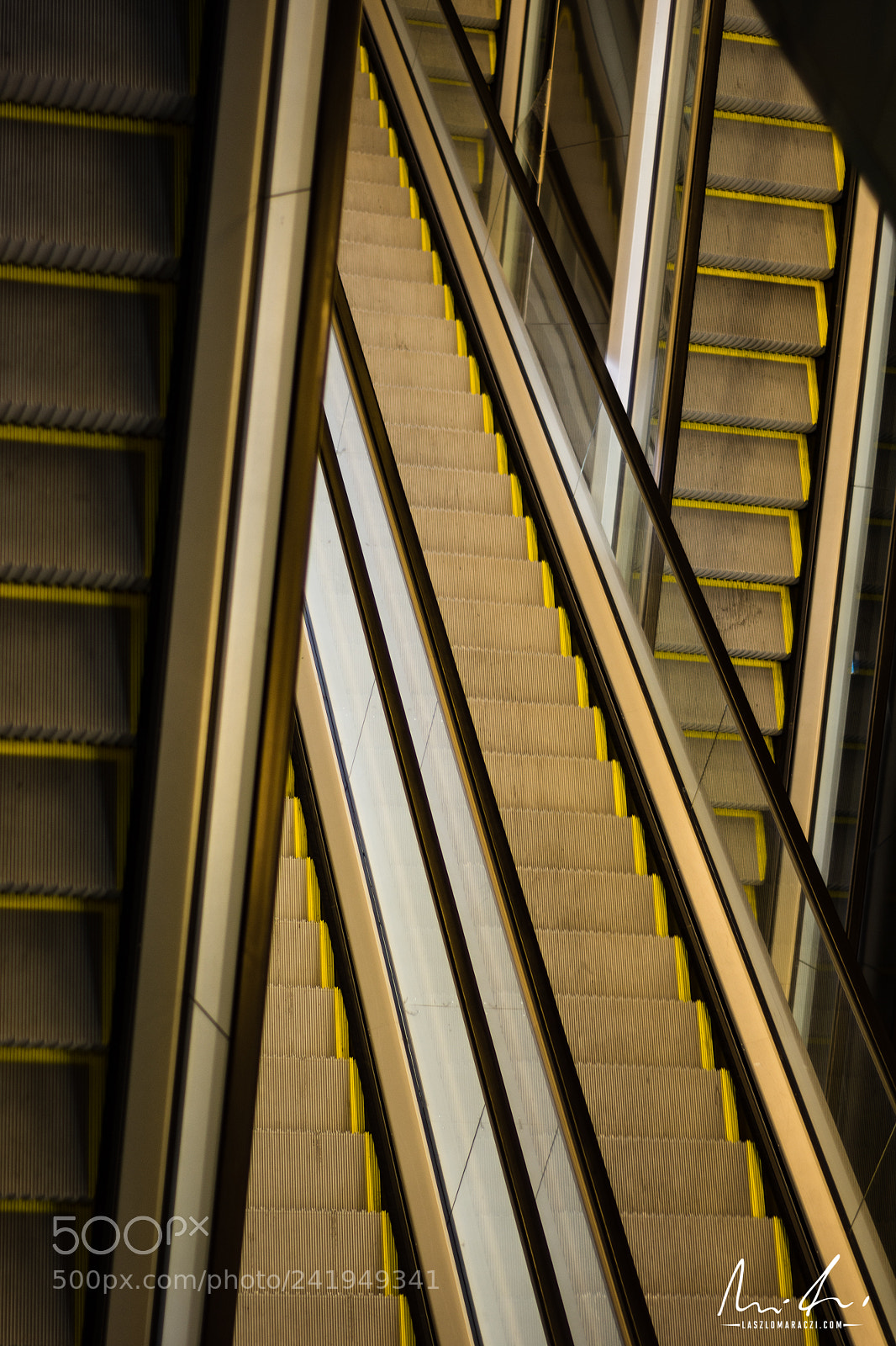 Nikon D7200 sample photo. Escalators photography