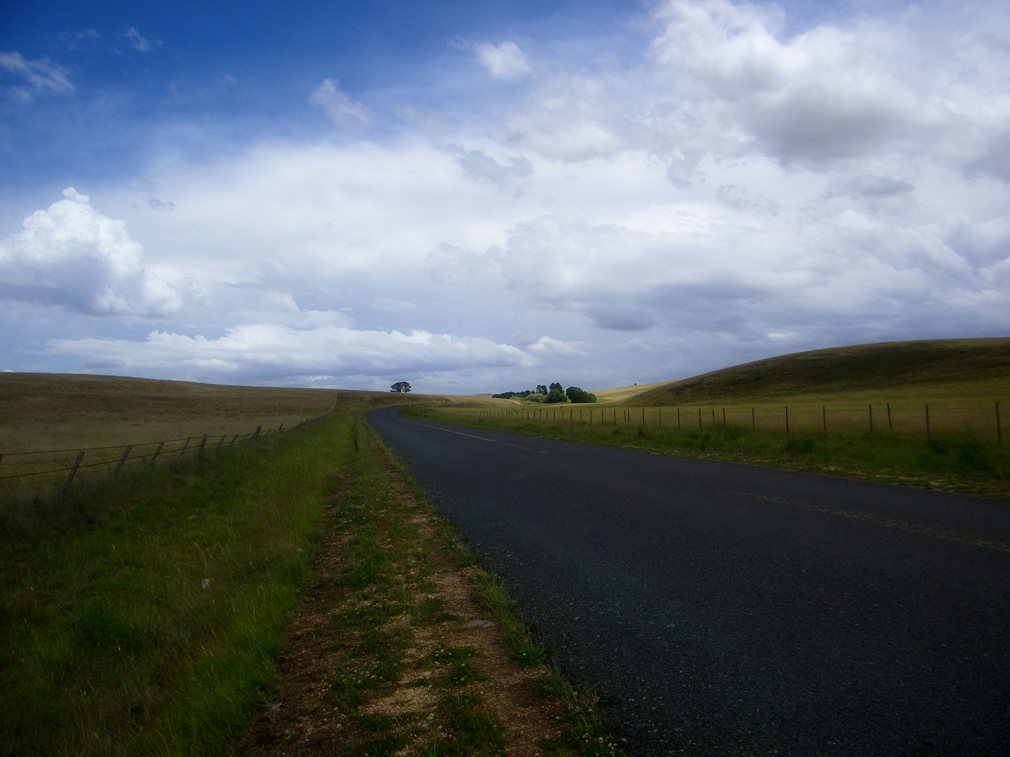 Kodak EASYSHARE Z1015 IS DIGITAL CAMERA sample photo. On the road photography