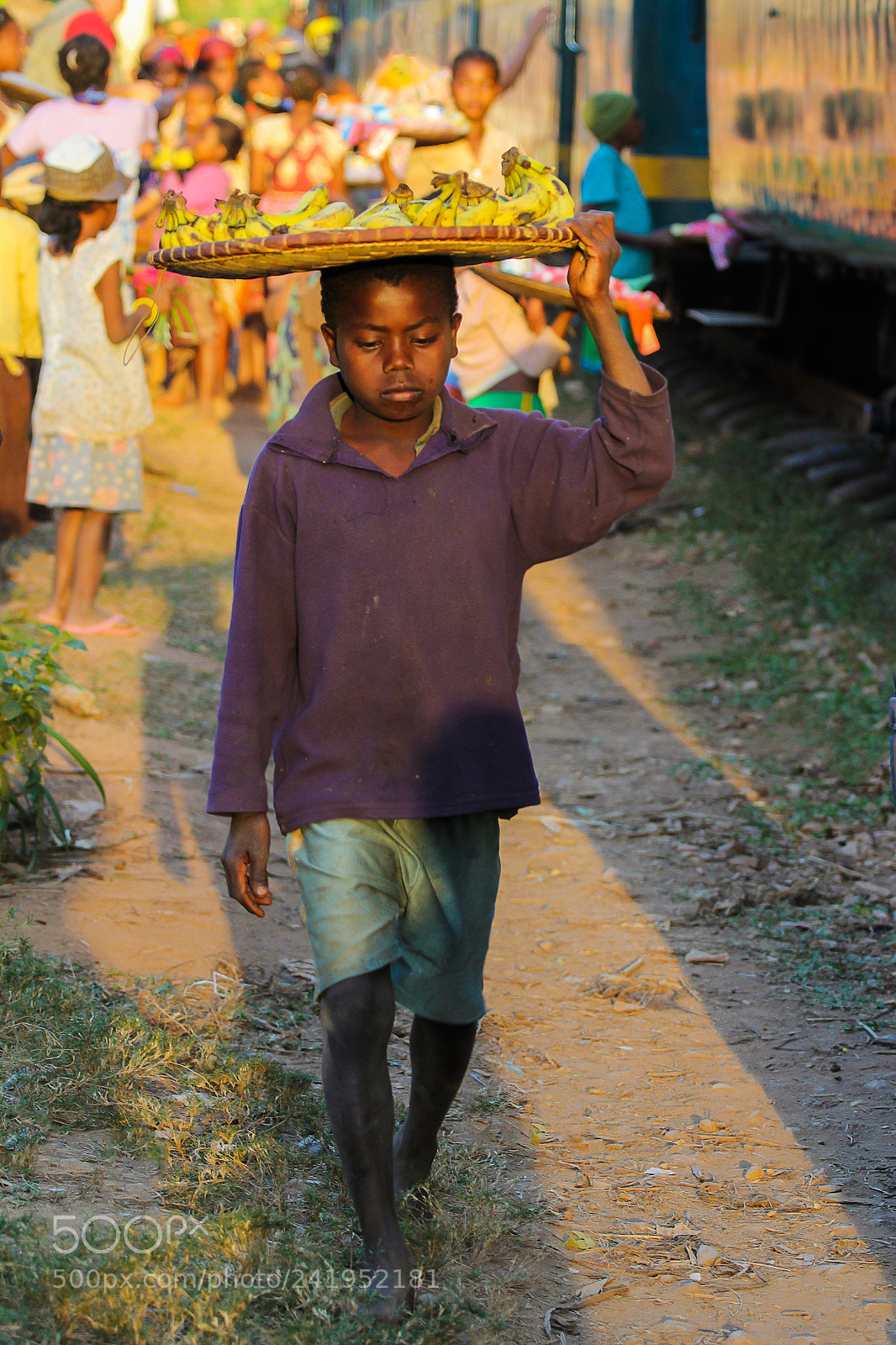 Canon EOS 60D sample photo. Bananas at dusk photography