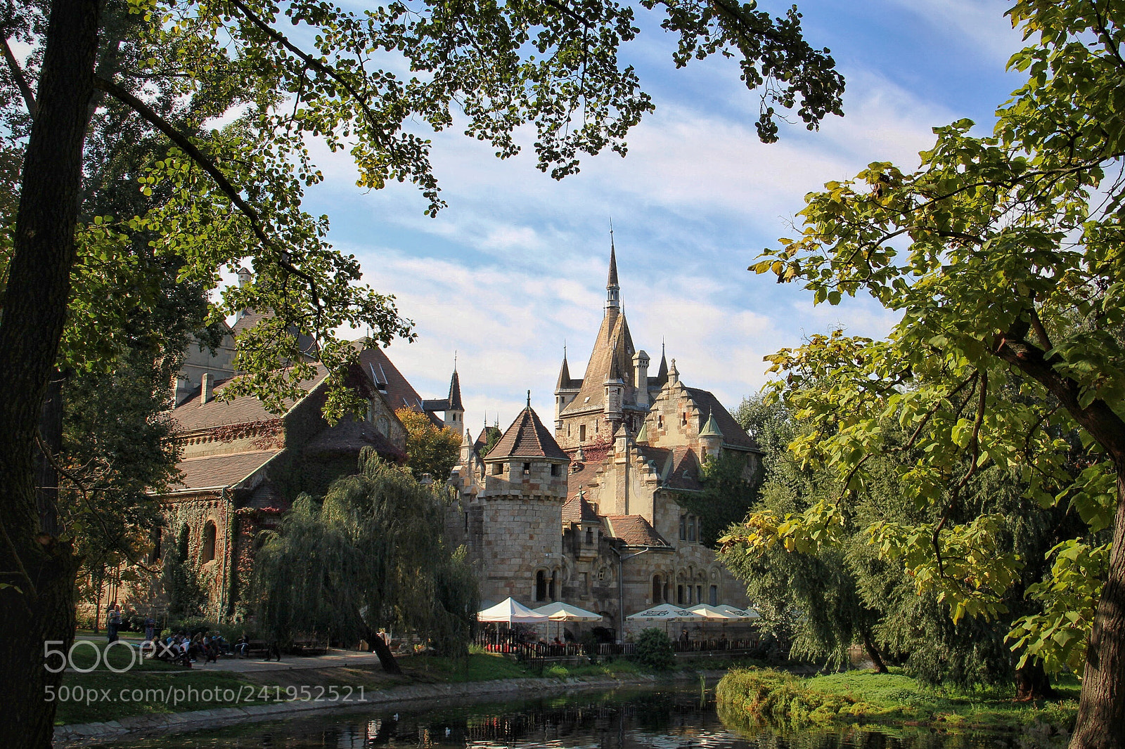 Canon EOS 100D (EOS Rebel SL1 / EOS Kiss X7) sample photo. Vajdahunyad castle, budapest city photography