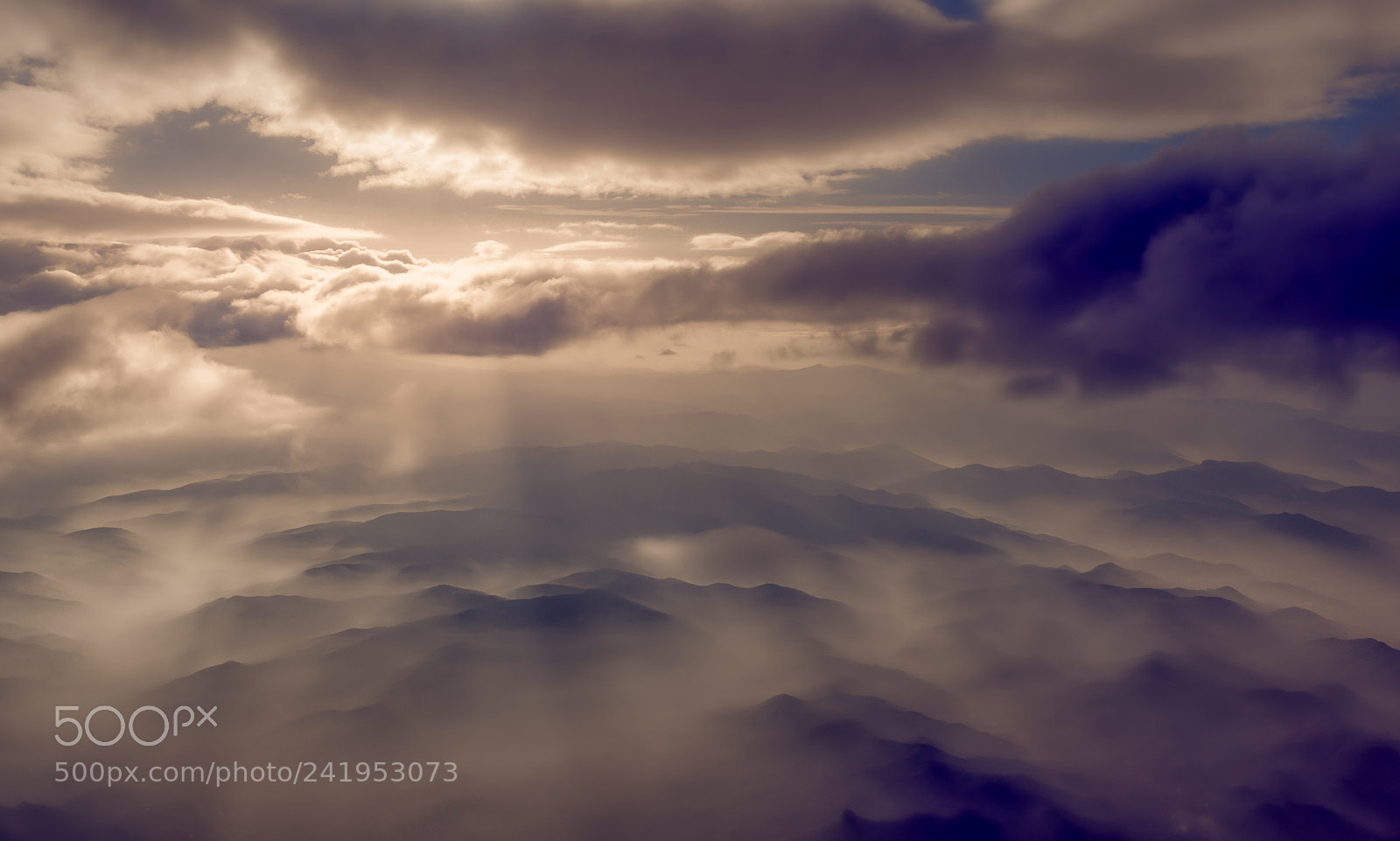 Canon EOS 750D (EOS Rebel T6i / EOS Kiss X8i) sample photo. Above the clouds photography