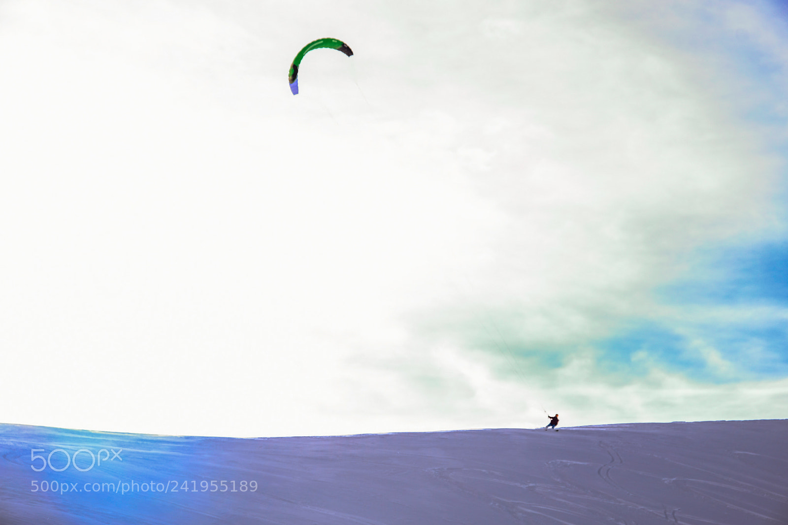Fujifilm X-T2 sample photo. Volando sulla neve photography