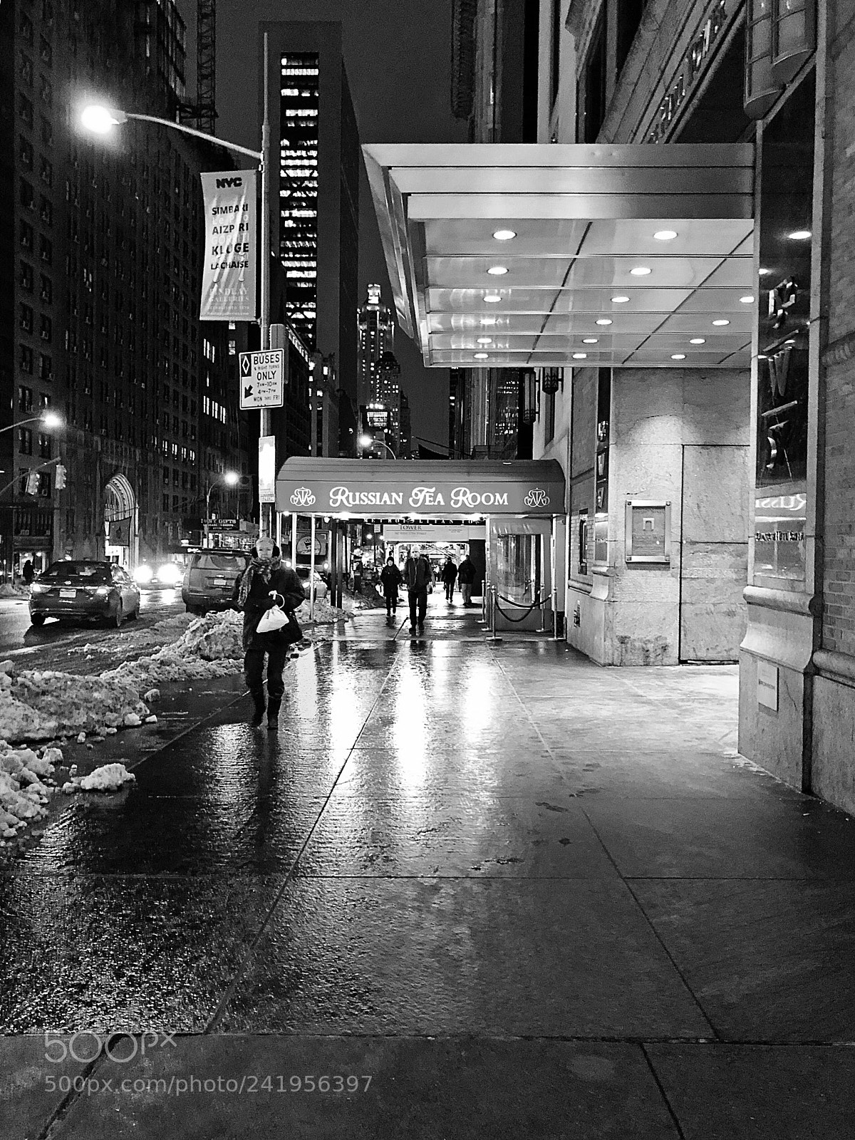 Apple iPhone X sample photo. Street scene, nyc photography