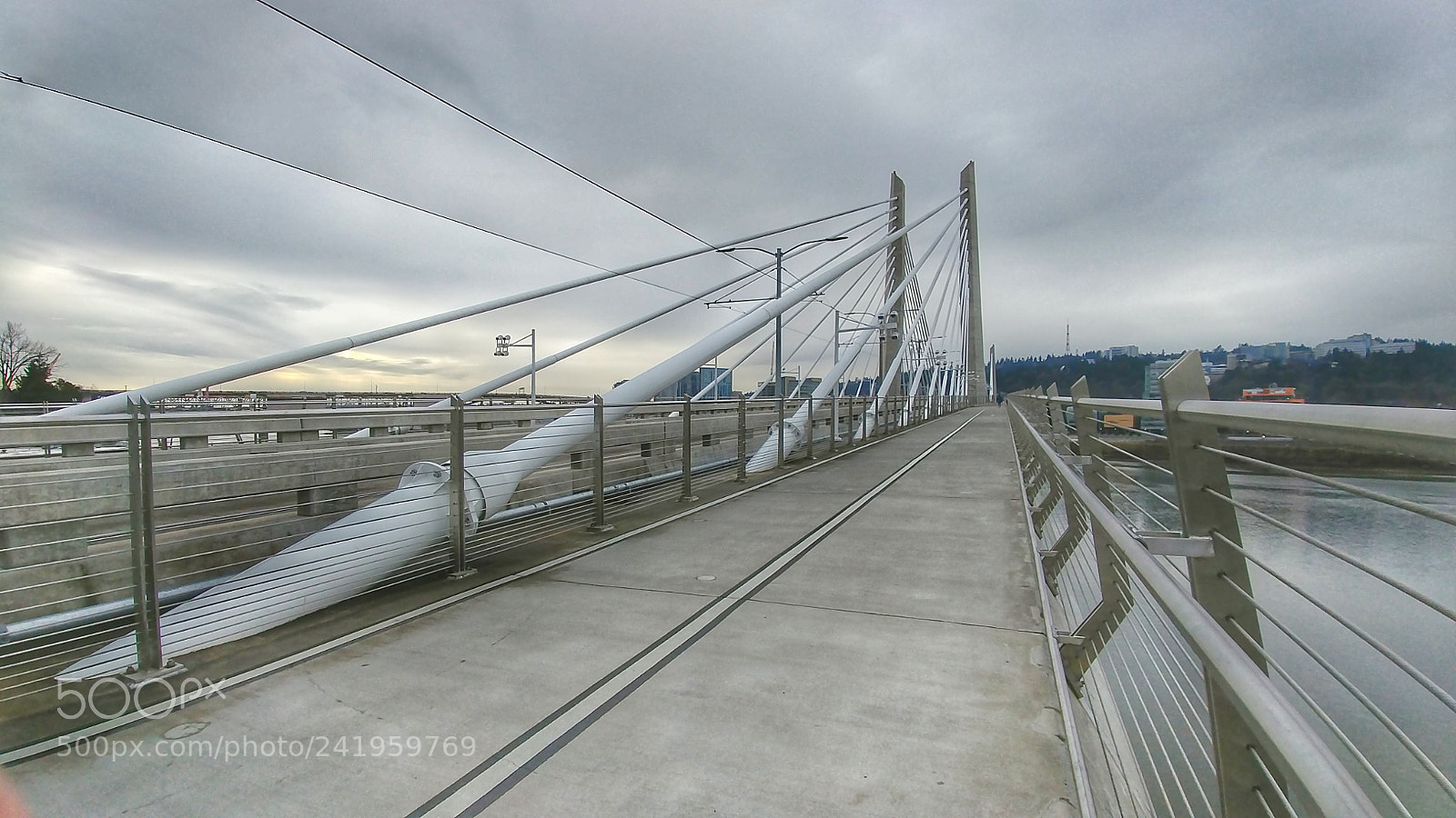 LG G6 sample photo. Tilikum crossing, portland or photography