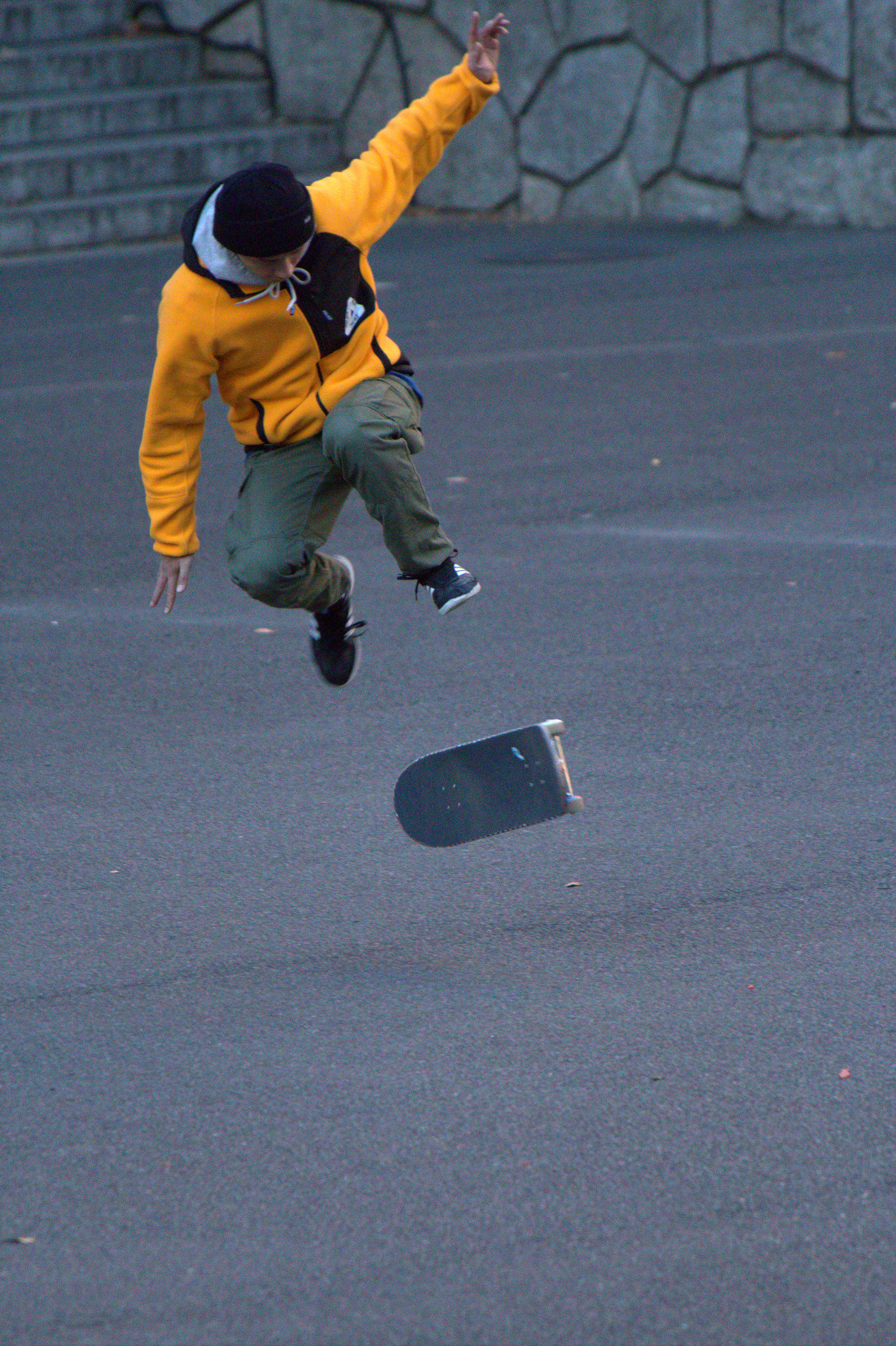 Canon EF 70-300mm F4-5.6 IS USM sample photo. Skate and boy photography