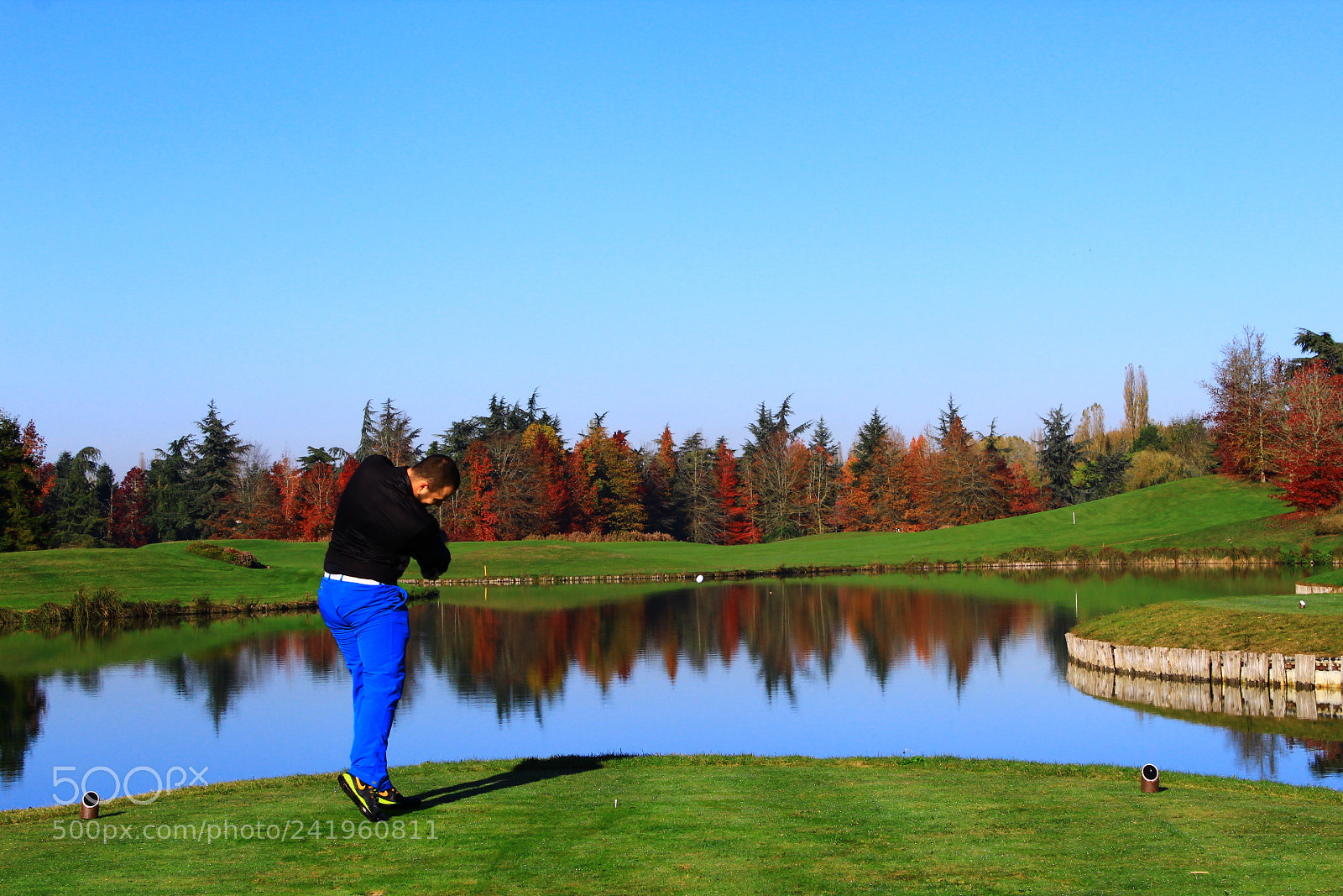 Canon EF-S 18-55mm F3.5-5.6 III sample photo. Golf automne photography