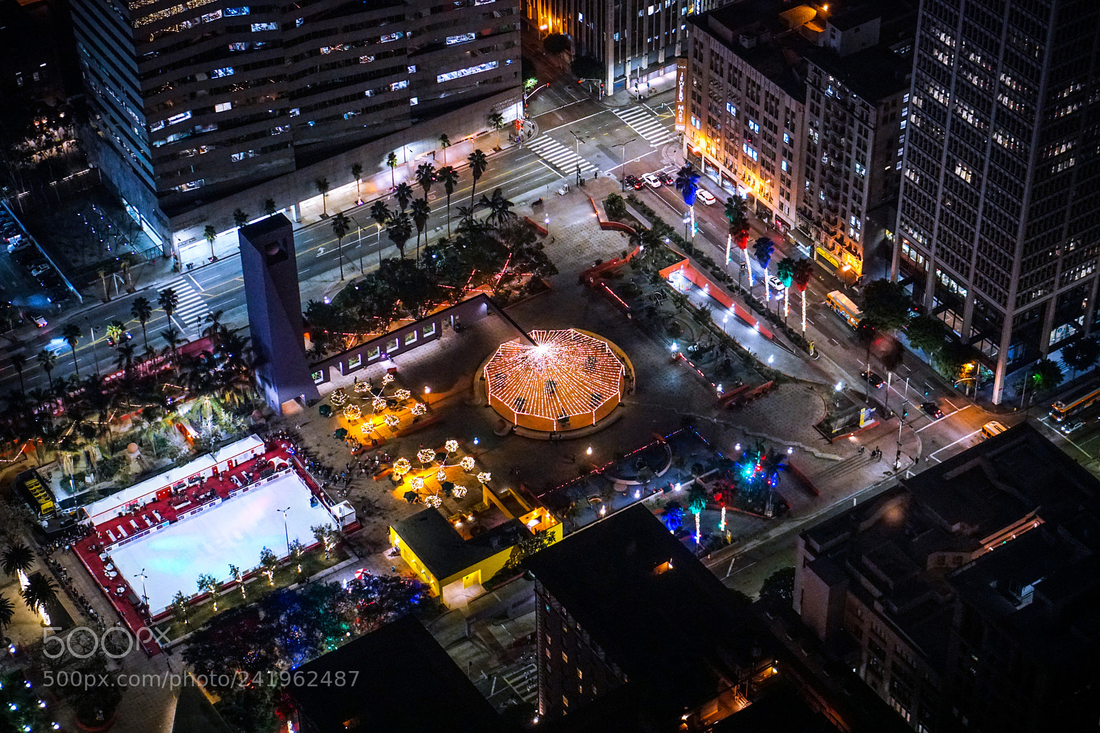 Sony a6300 sample photo. View of pershing square photography