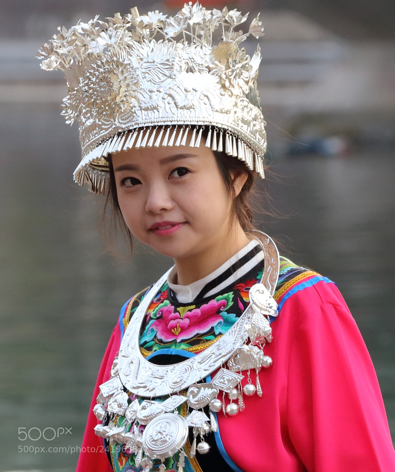 Canon EF 70-200mm F2.8L IS II USM sample photo. Portrait of miao girl 湘西印象。 photography