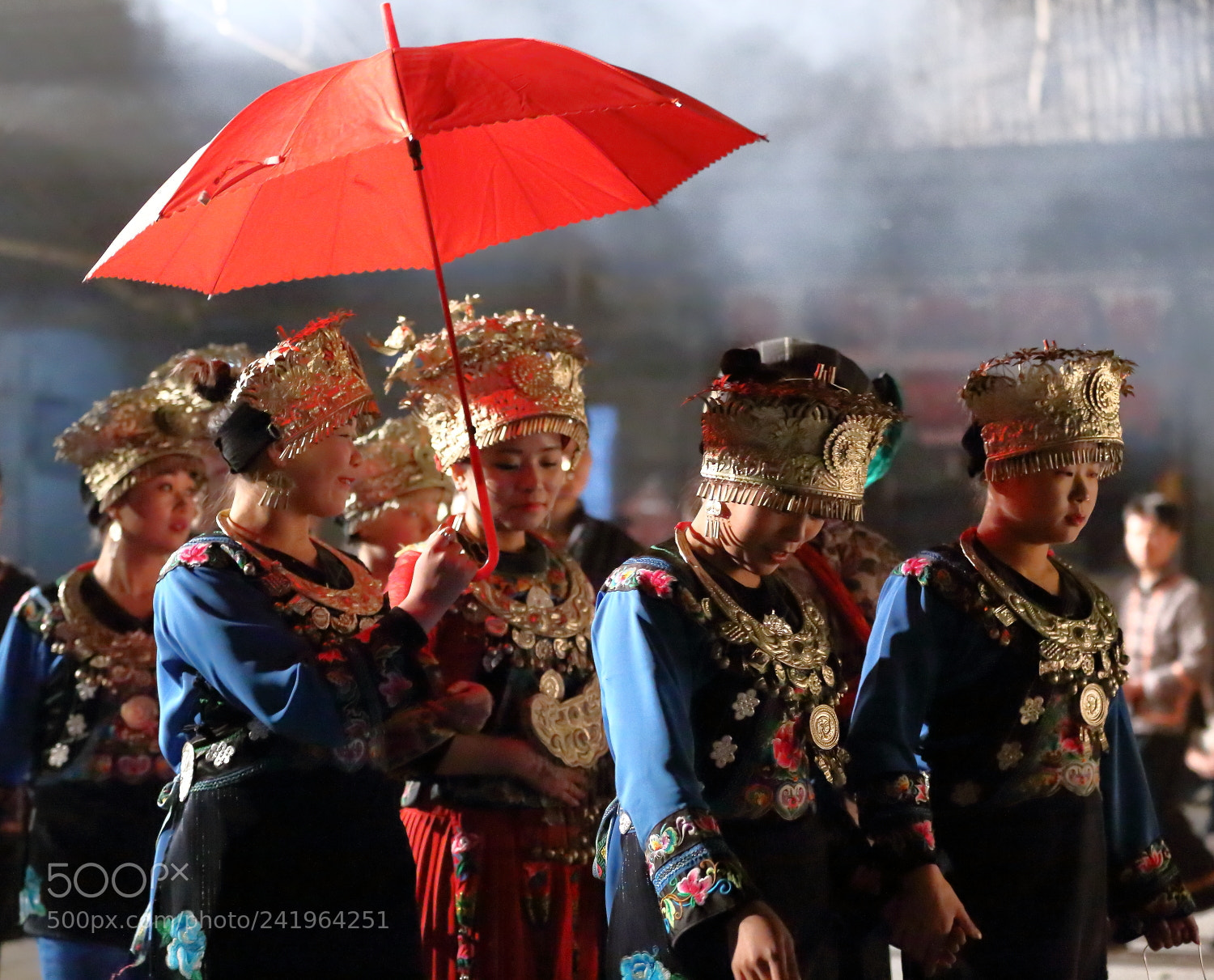 Canon EF 70-200mm F2.8L IS II USM sample photo. Portrait of miao people.湘西印象 photography