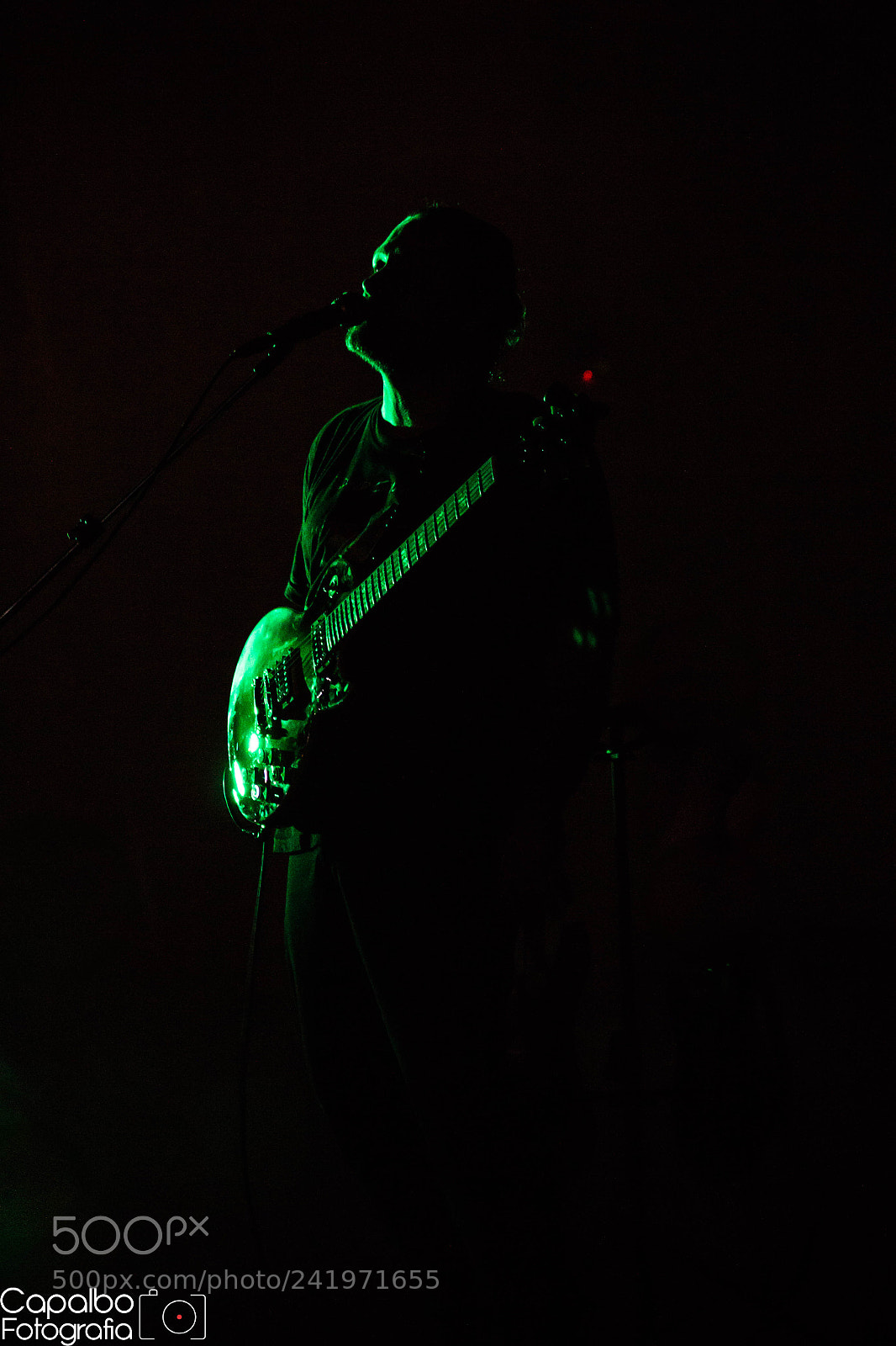 Canon EOS 600D (Rebel EOS T3i / EOS Kiss X5) sample photo. Guitar silouete photography