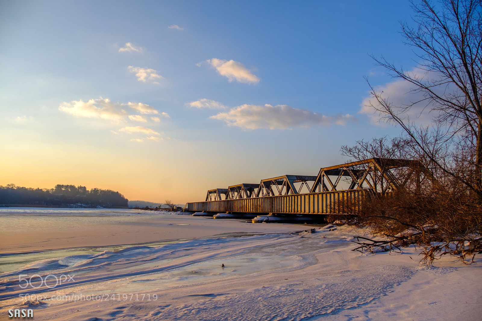 Fujifilm X-Pro2 sample photo. Frozen morning photography