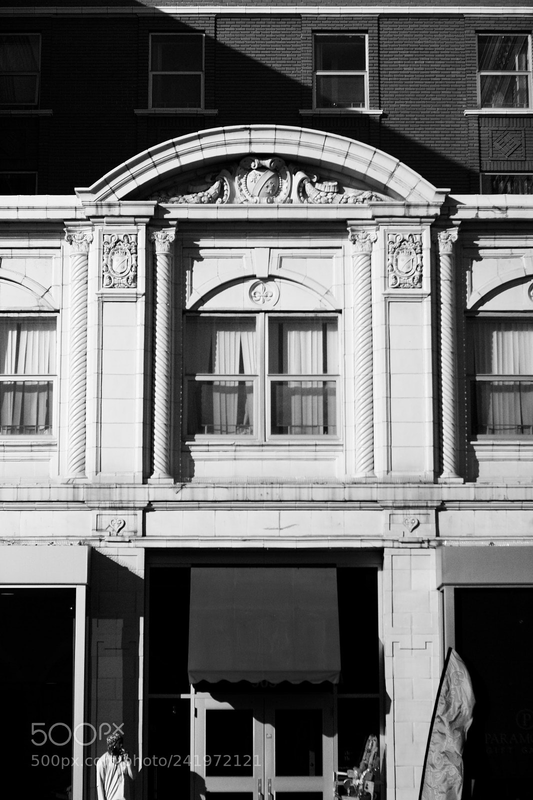 Canon EOS 700D (EOS Rebel T5i / EOS Kiss X7i) sample photo. An afternoon in town photography