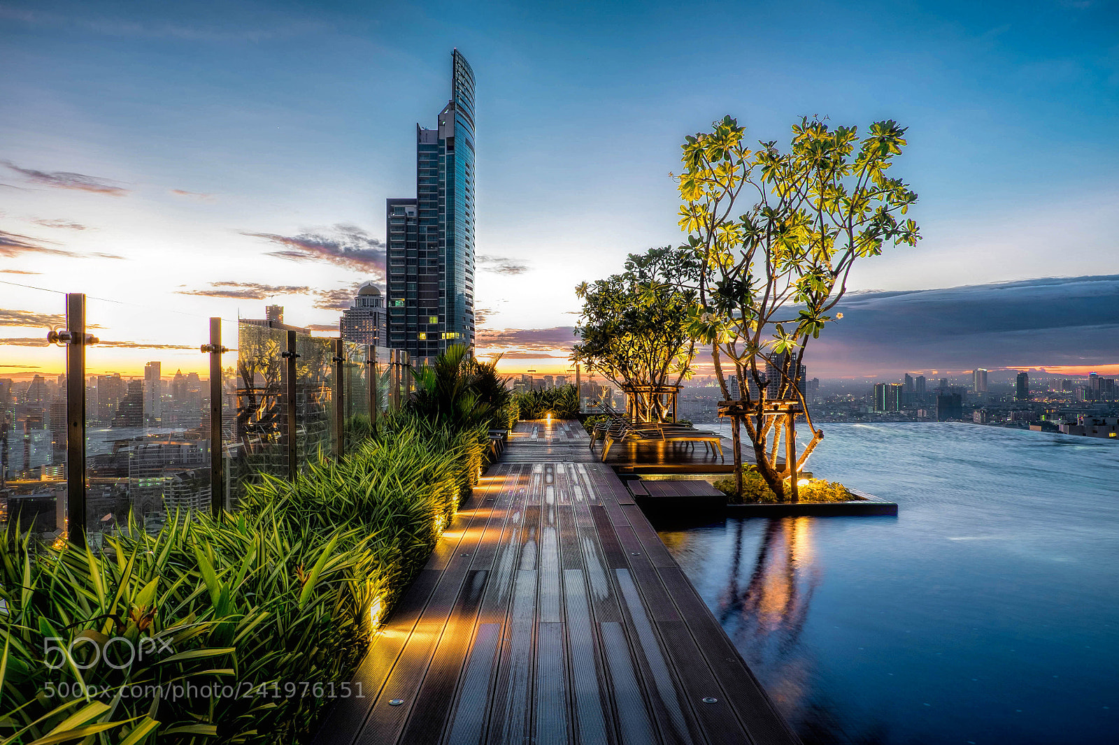 Fujifilm X-T1 sample photo. Swimming pool, thailand photography