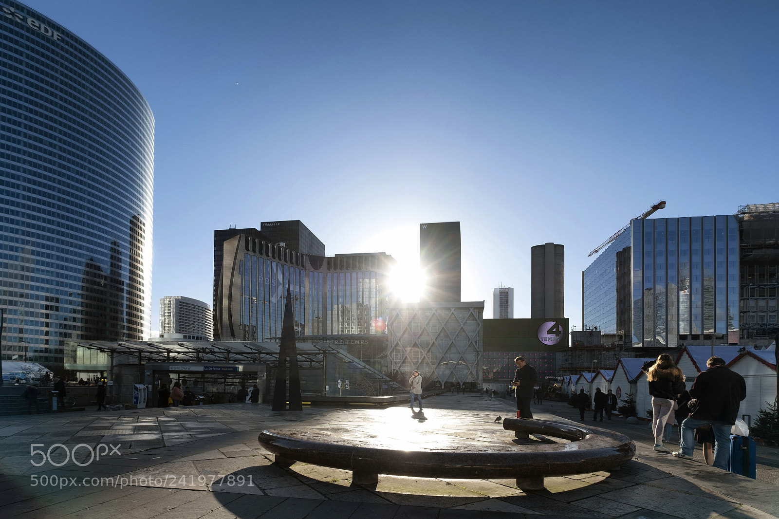 Fujifilm X-T2 sample photo. Sunset at la defense photography