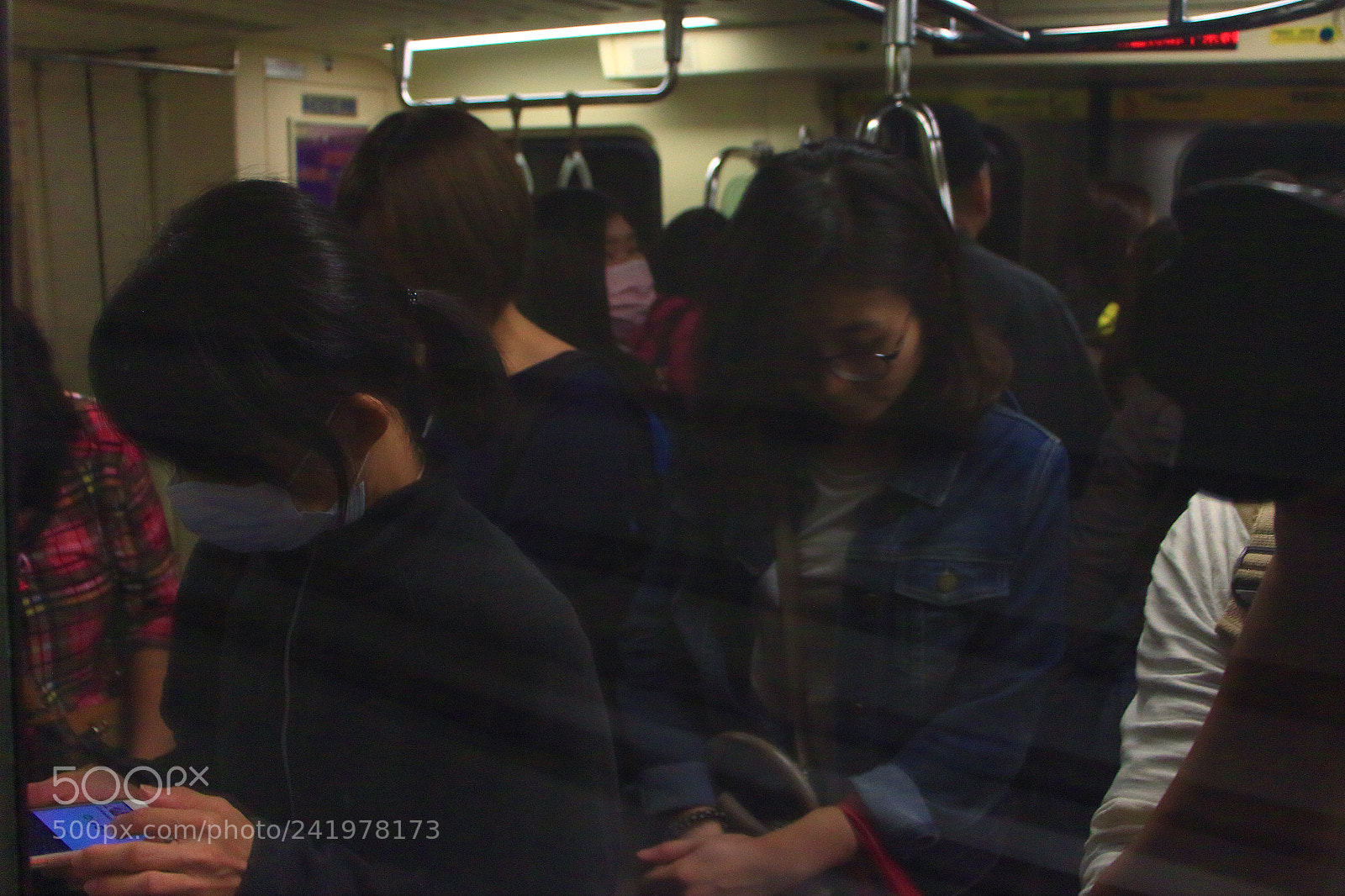 Canon EOS 650D (EOS Rebel T4i / EOS Kiss X6i) sample photo. #commuters photography