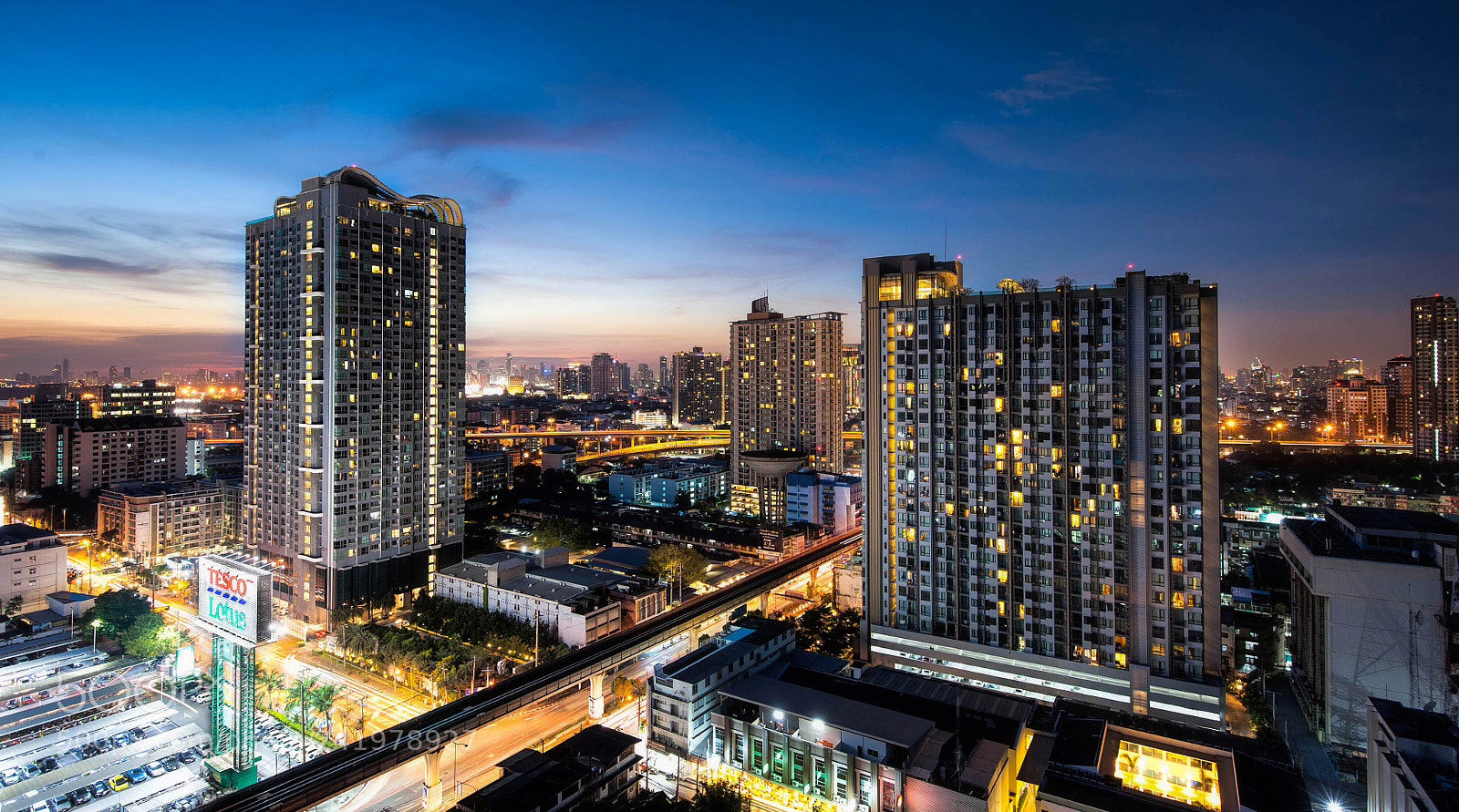 Nikon D700 sample photo. Bangkok at night photography