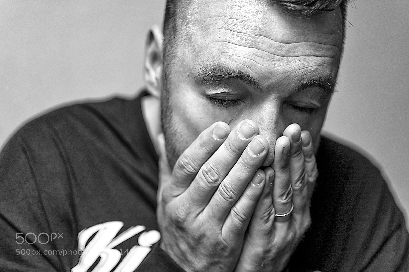 Nikon D7100 sample photo. Portrait of vocalist tommy photography