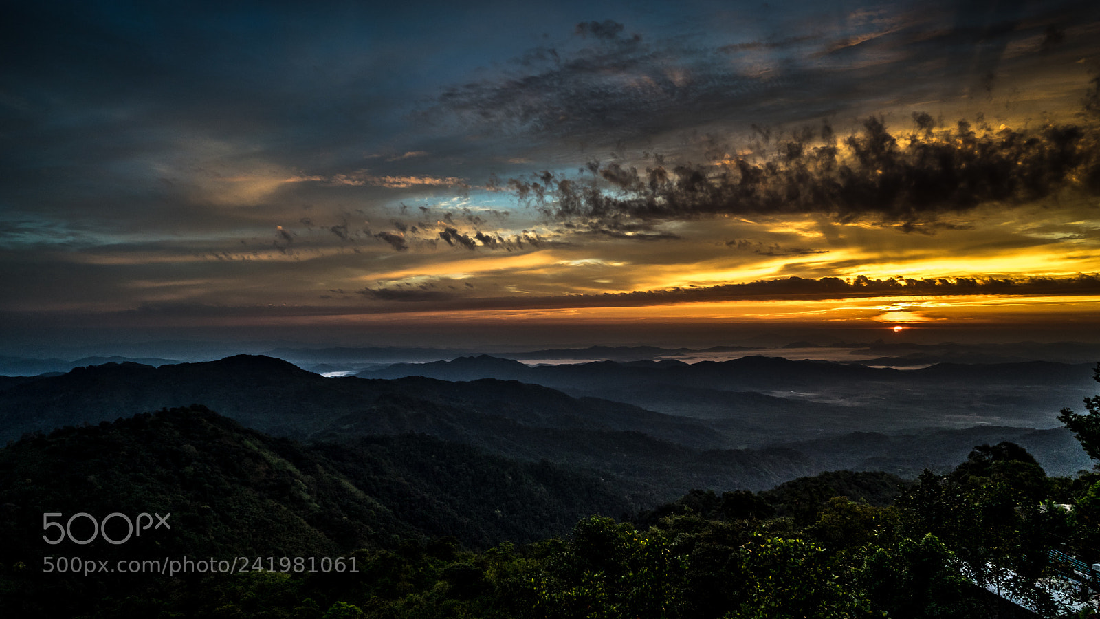 Sony a7 sample photo. Sunrise am goldenen felsen photography